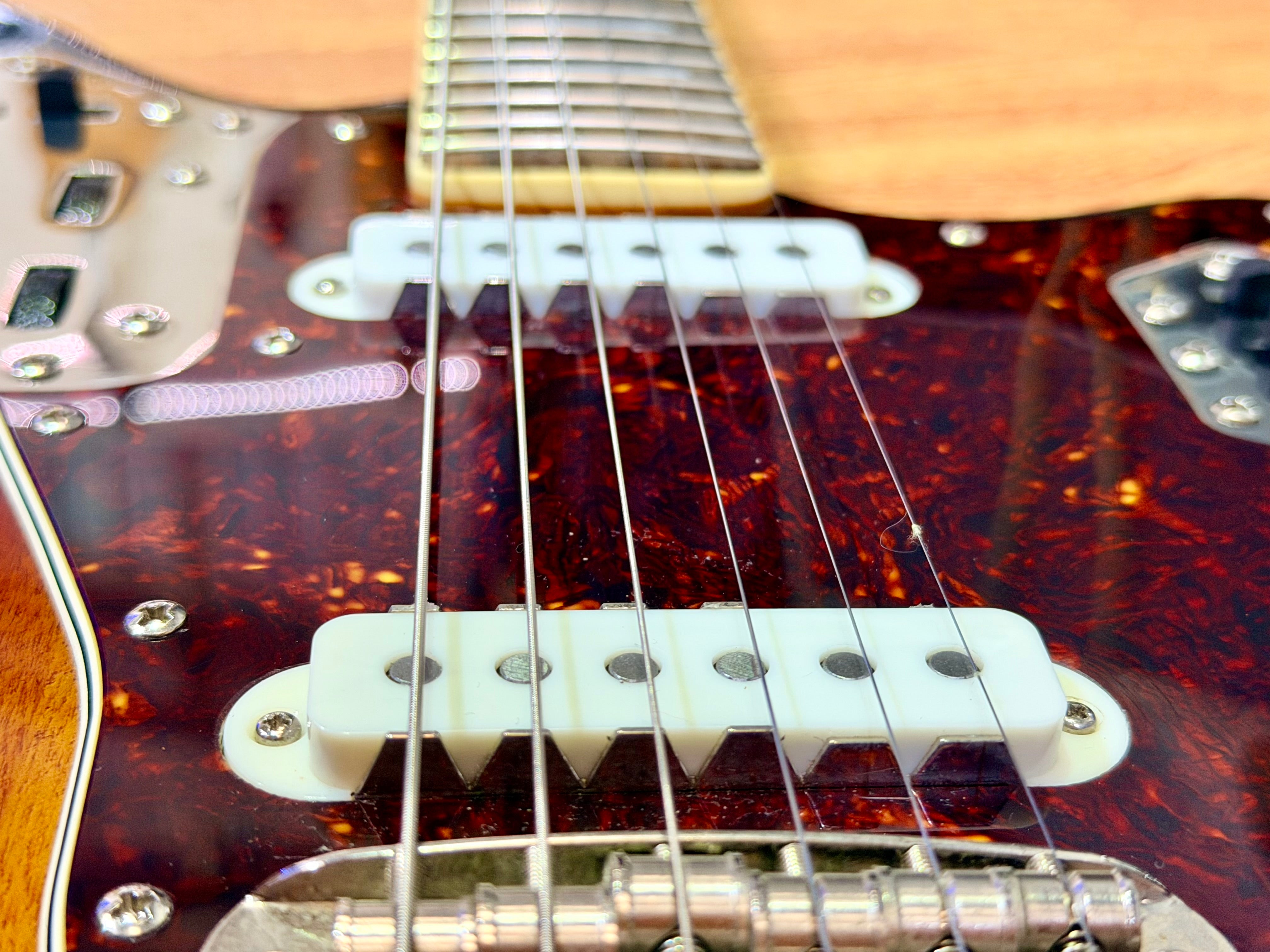 ✨2019✨ Fender Squier Classic Vibe '70s Jaguar~ 3-Tone Sunburst~ Electric Guitar