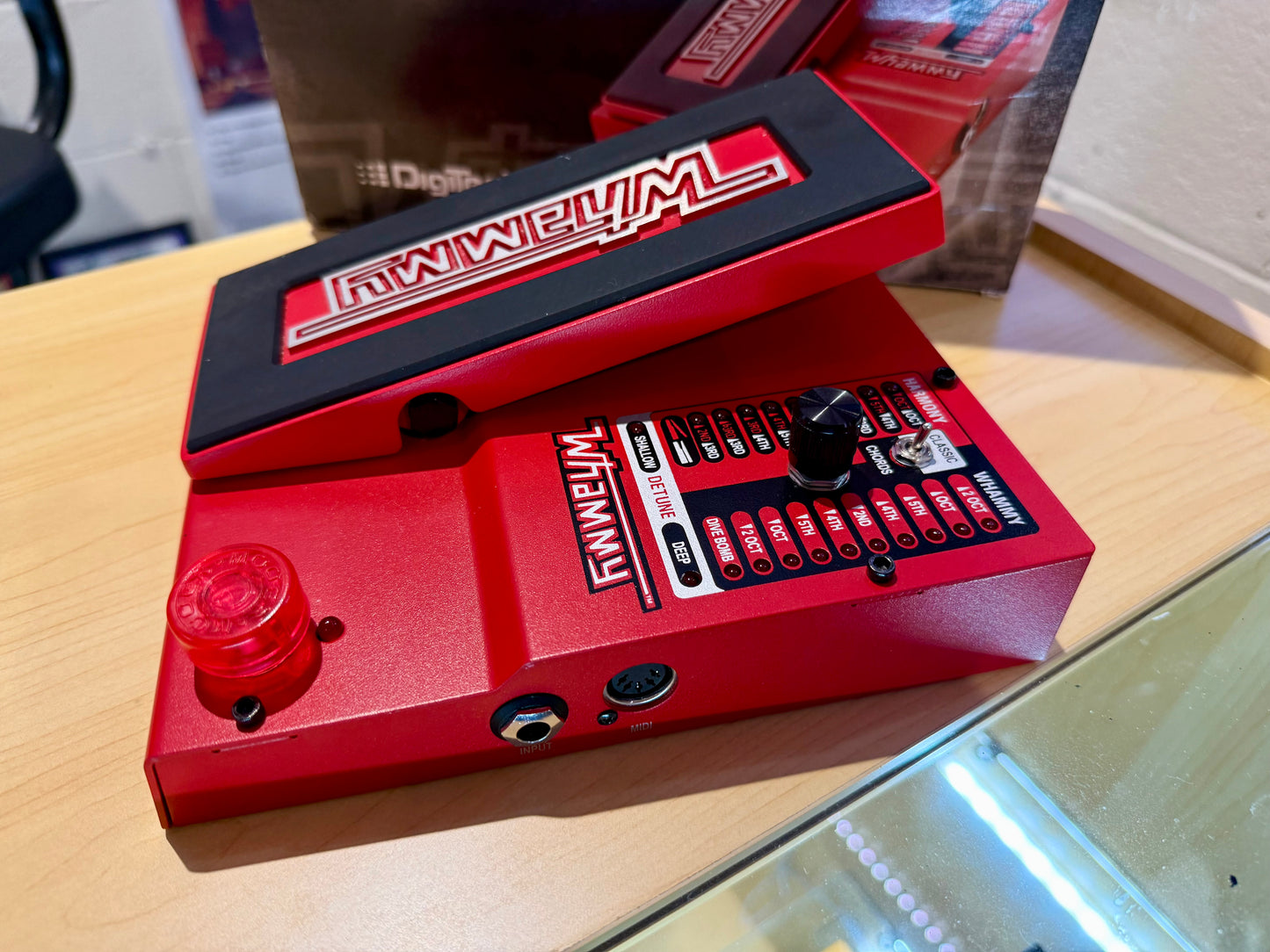 🎸 Digitech Whammy 5 (5th Generation) Pitch Bending Shift Guitar Effects Pedal 🎸
