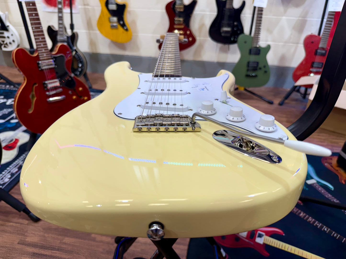 🦅 BRAND NEW 🦅 PRS Silver Sky SE Guitar~ John Mayer~ Moon White + Gig Bag!