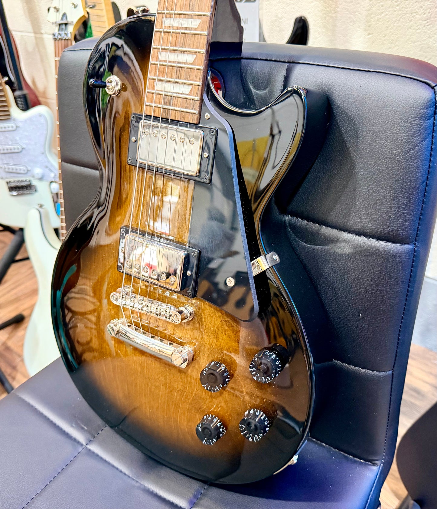 🔥2023🔥 Epiphone Les Paul Studio~ Smokehouse Burst~ Electric Guitar~ Cherished!