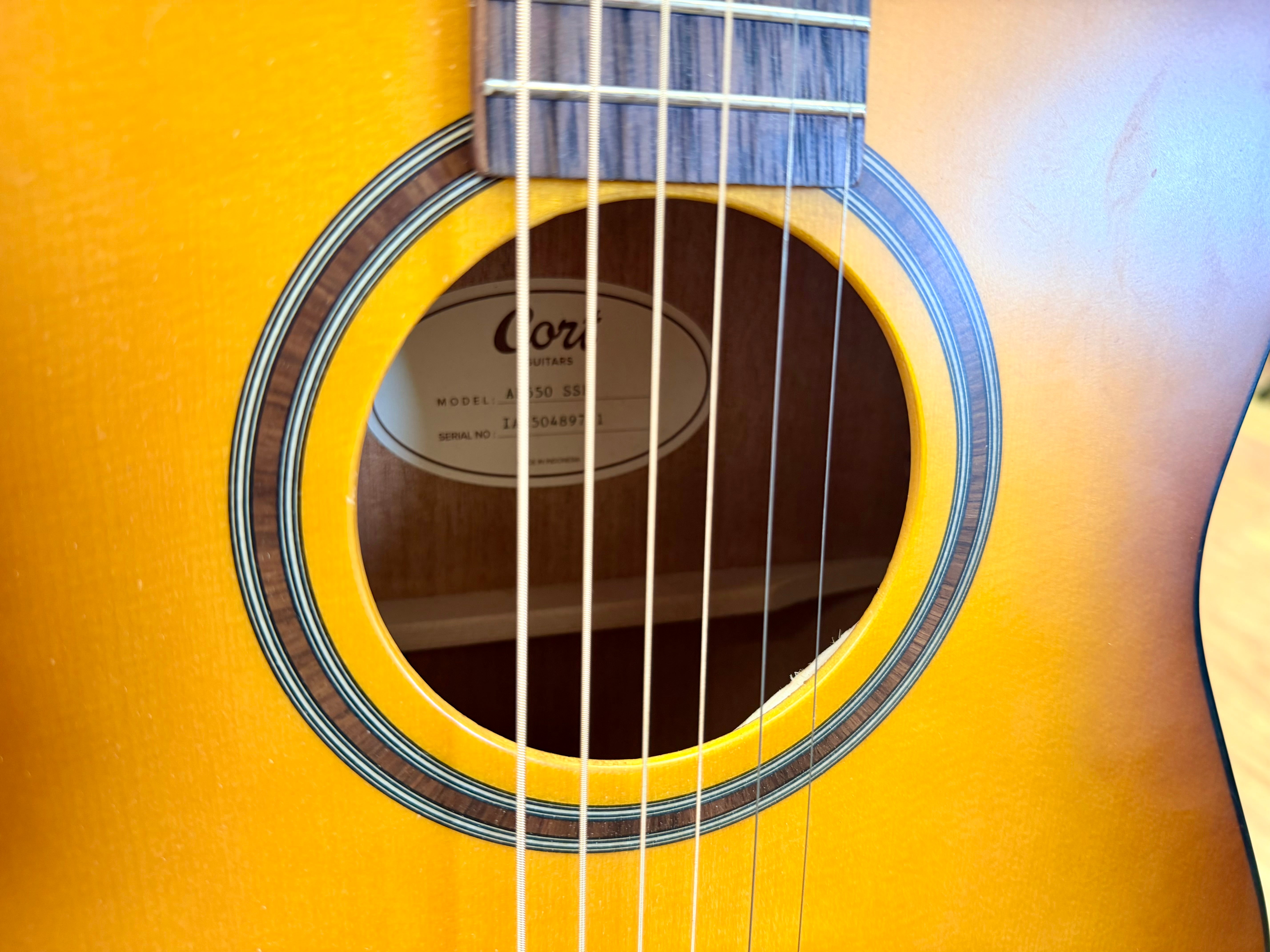 ✨2025✨ Cort AF550-SSB Concert Acoustic Guitar~ Mint Condition~ Sunburst Satin!