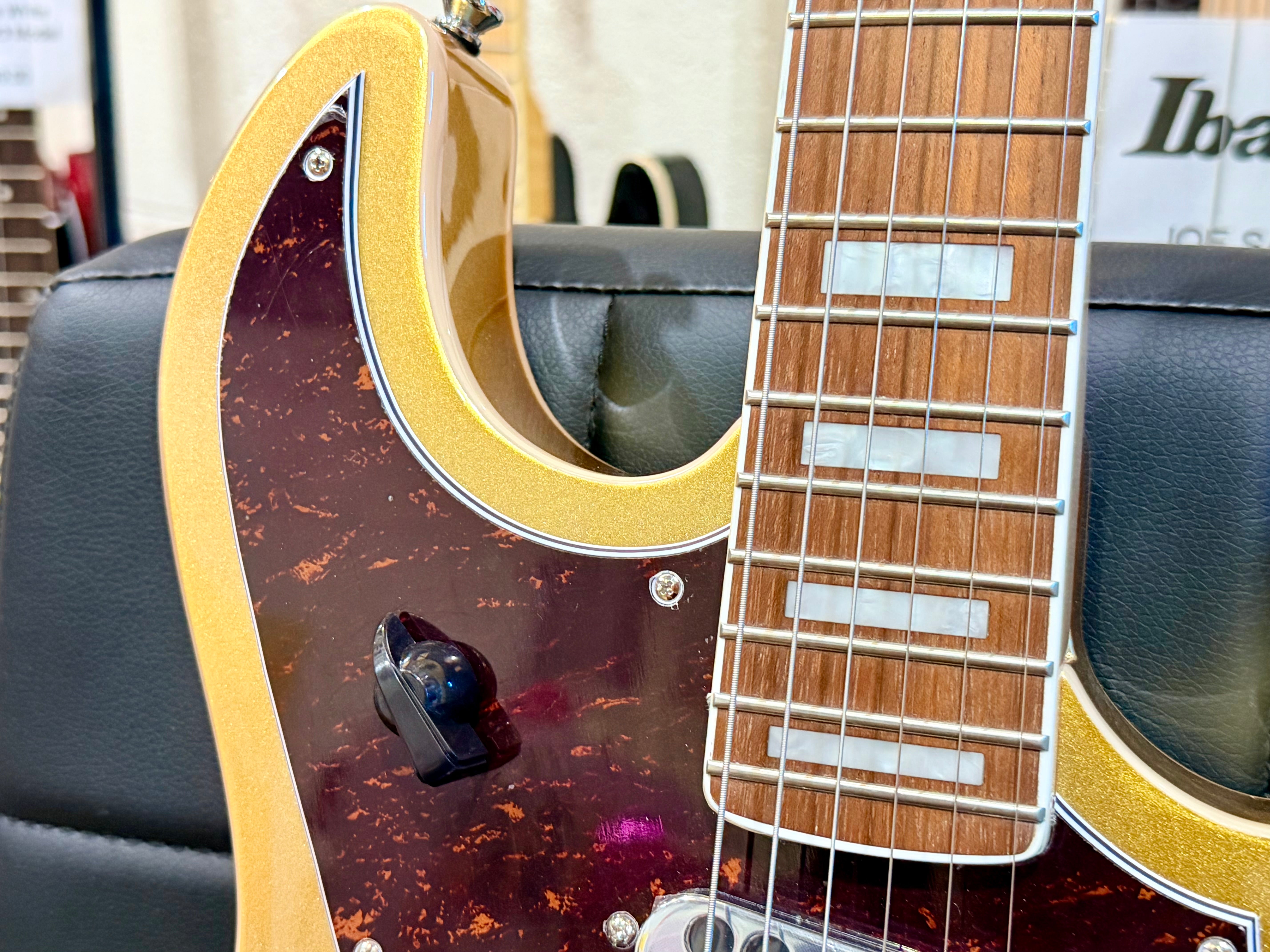 🔥BRAND NEW 2025🔥 Rapier 33 Saffire Ultra Electric Guitar~ Shoreline Gold!