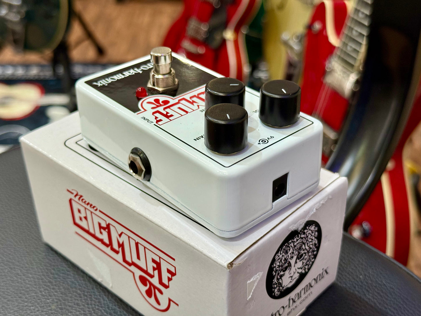 🎸BOXED🎸 Electro-Harmonix Big Muff Nano Guitar Fuzz Pedal~ Effects Unit!