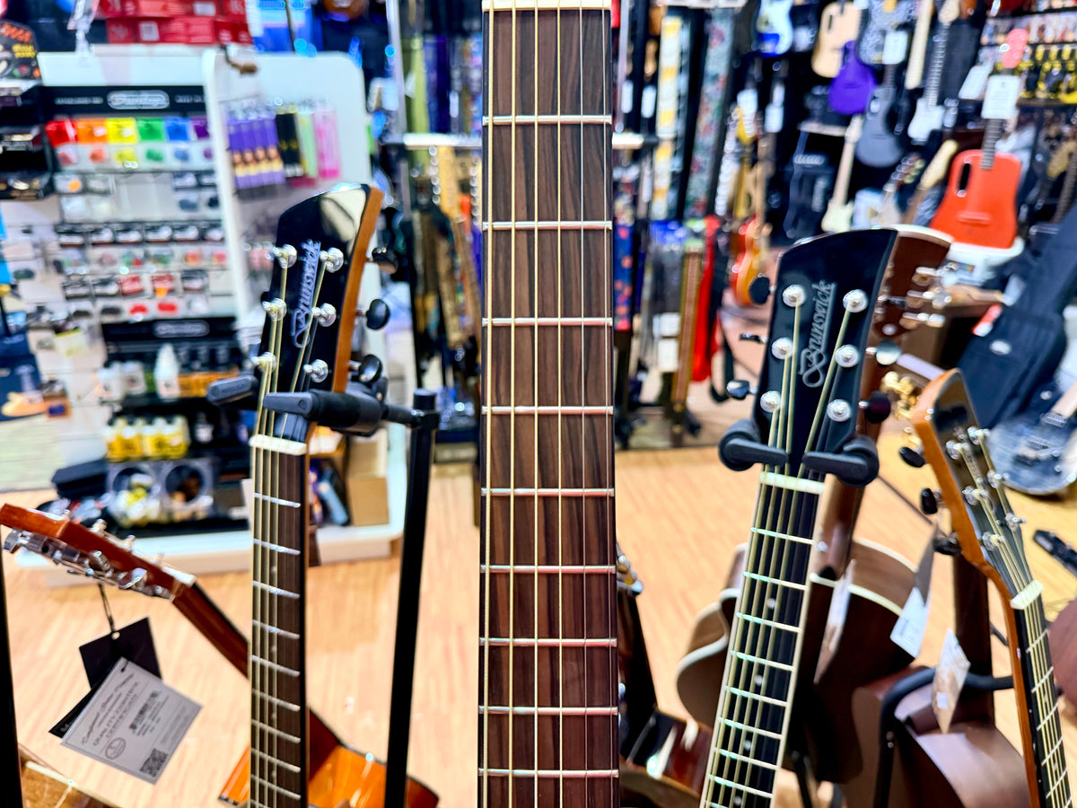 Faith FKV Naked Venus Electro-Acoustic~ All Solid Concert Guitar + GigBag