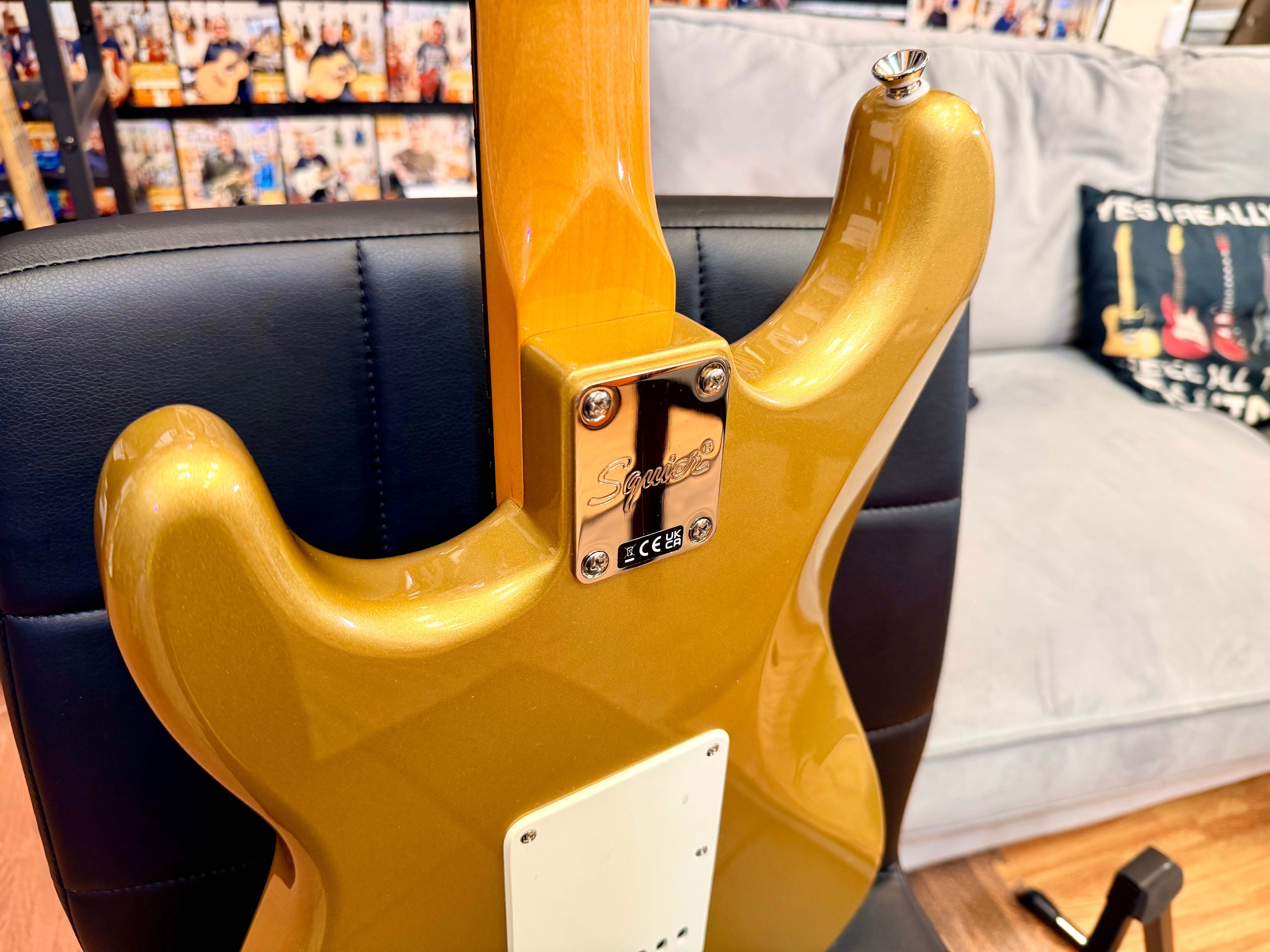 ✨MINT✨ Fender Squier FSR Classic Vibe 60s Stratocaster~ Aztec Gold~ 2025 Strat