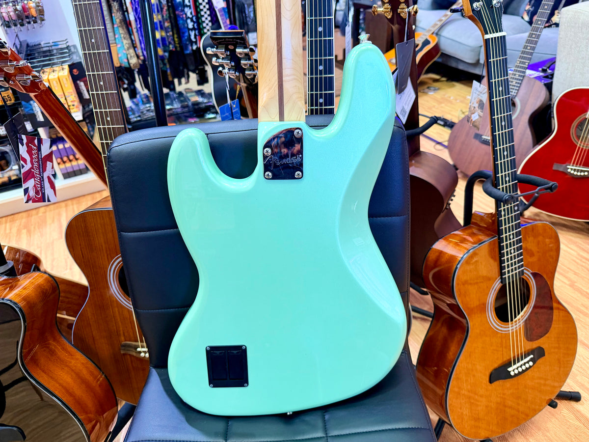 2020 Fender Deluxe Active Jazz Bass~ Surf Pearl~ Pau Ferro~ Noiseless Pickups