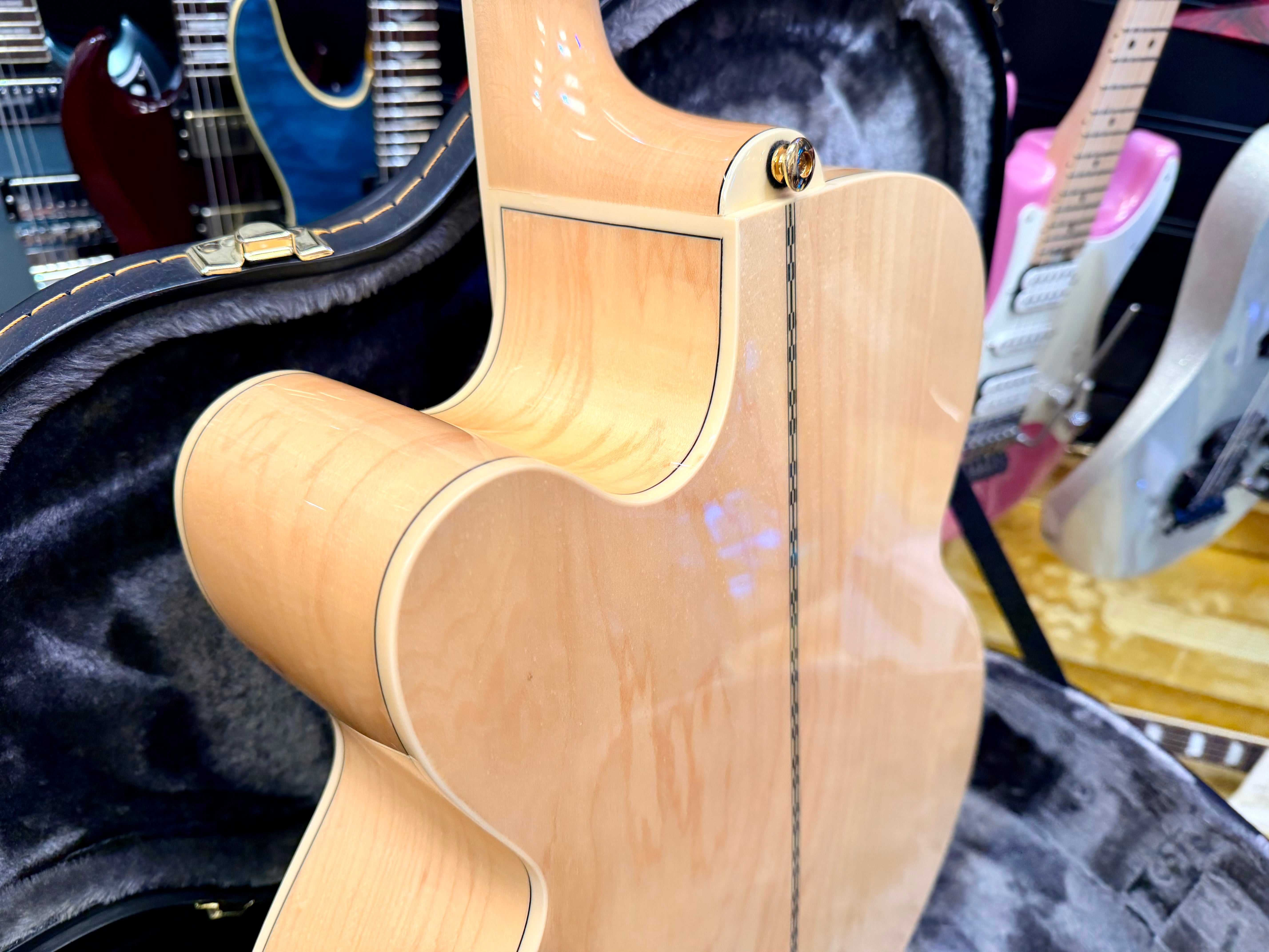 ✨MINT✨ Epiphone EJ-200SCE Jumbo Electro Acoustic~ Natural~ Esonic 2 + H/Case!