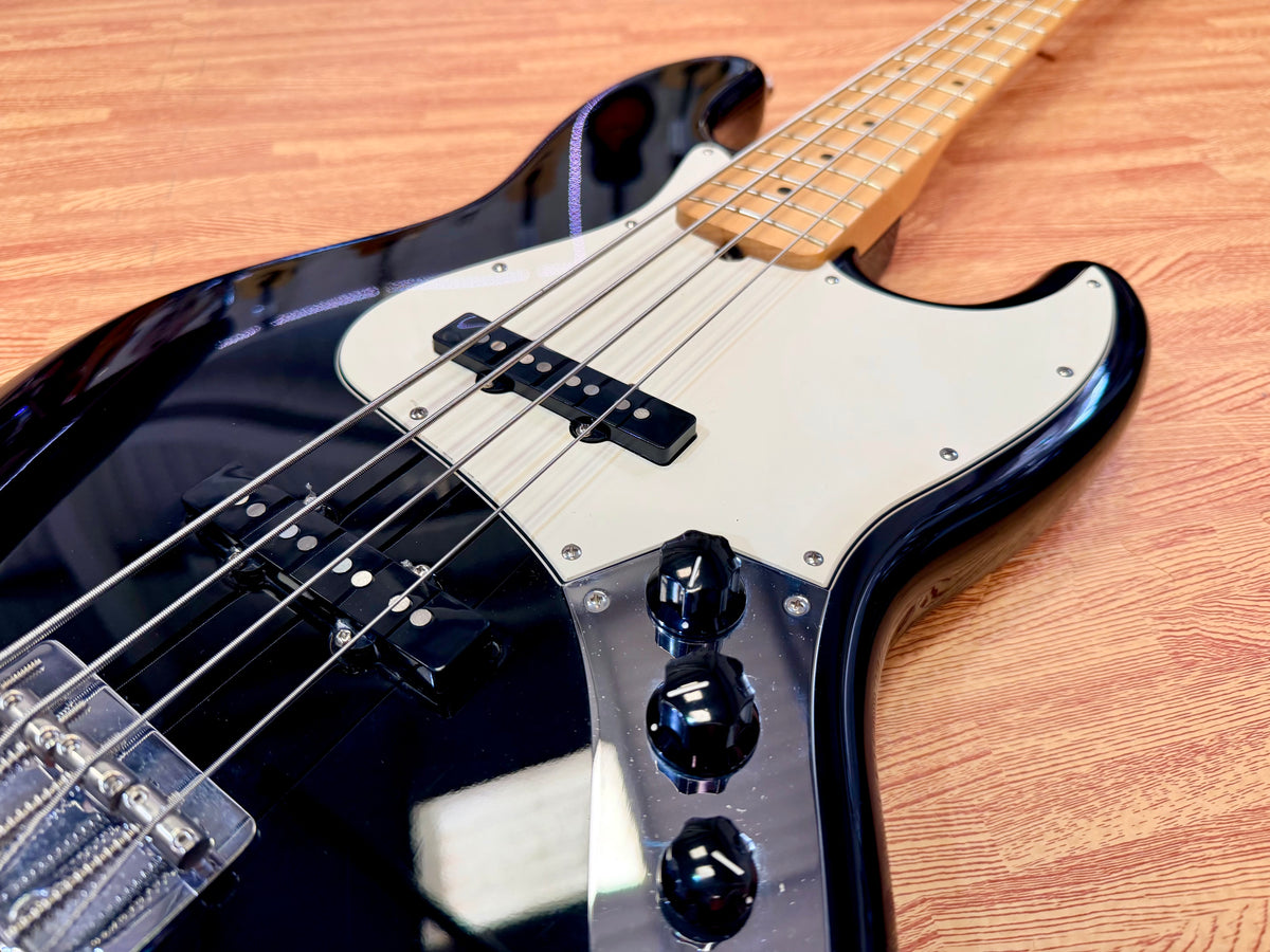 2011 Fender American Special Jazz Bass~ Black~ Maple Fingerboard~ Hard Case