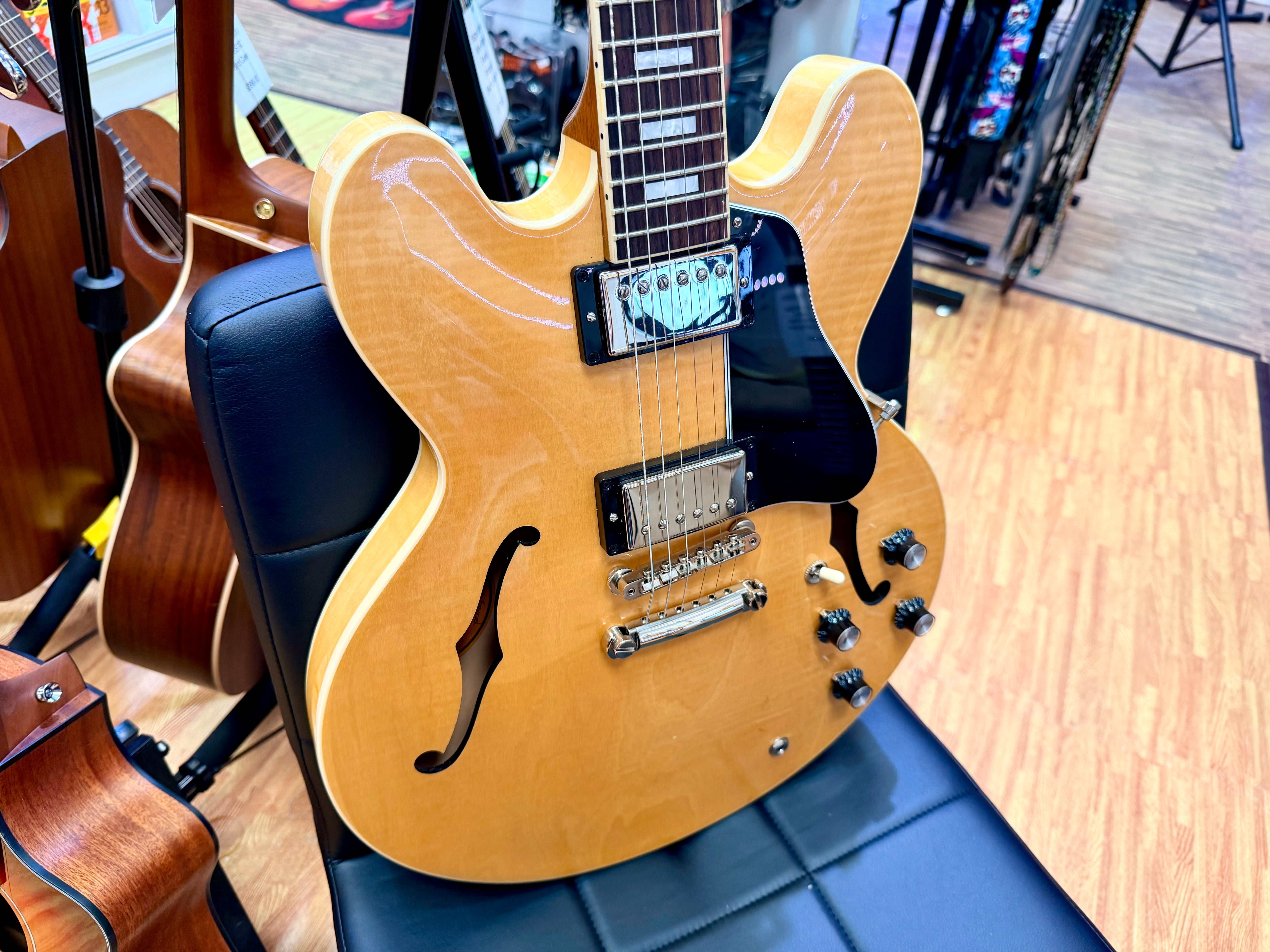 ✨MINT✨ Gibson ES-335 Figured Antique Natural~ Ex-Demo Semi-Hollow + Hard Case!
