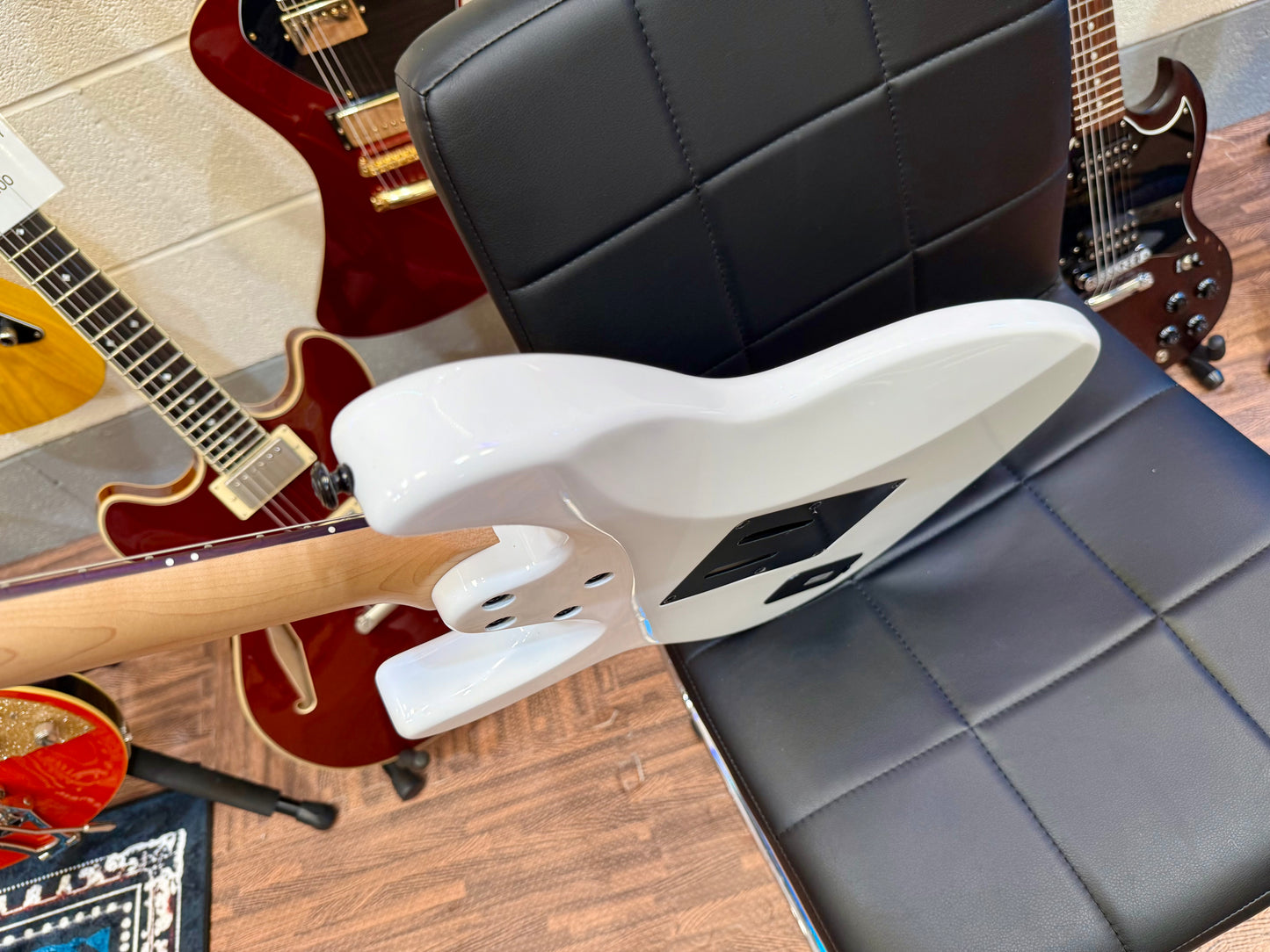 🔥2021🔥 Schecter Sun Valley Super Shredder FR~ Gloss White~ Floyd Rose!