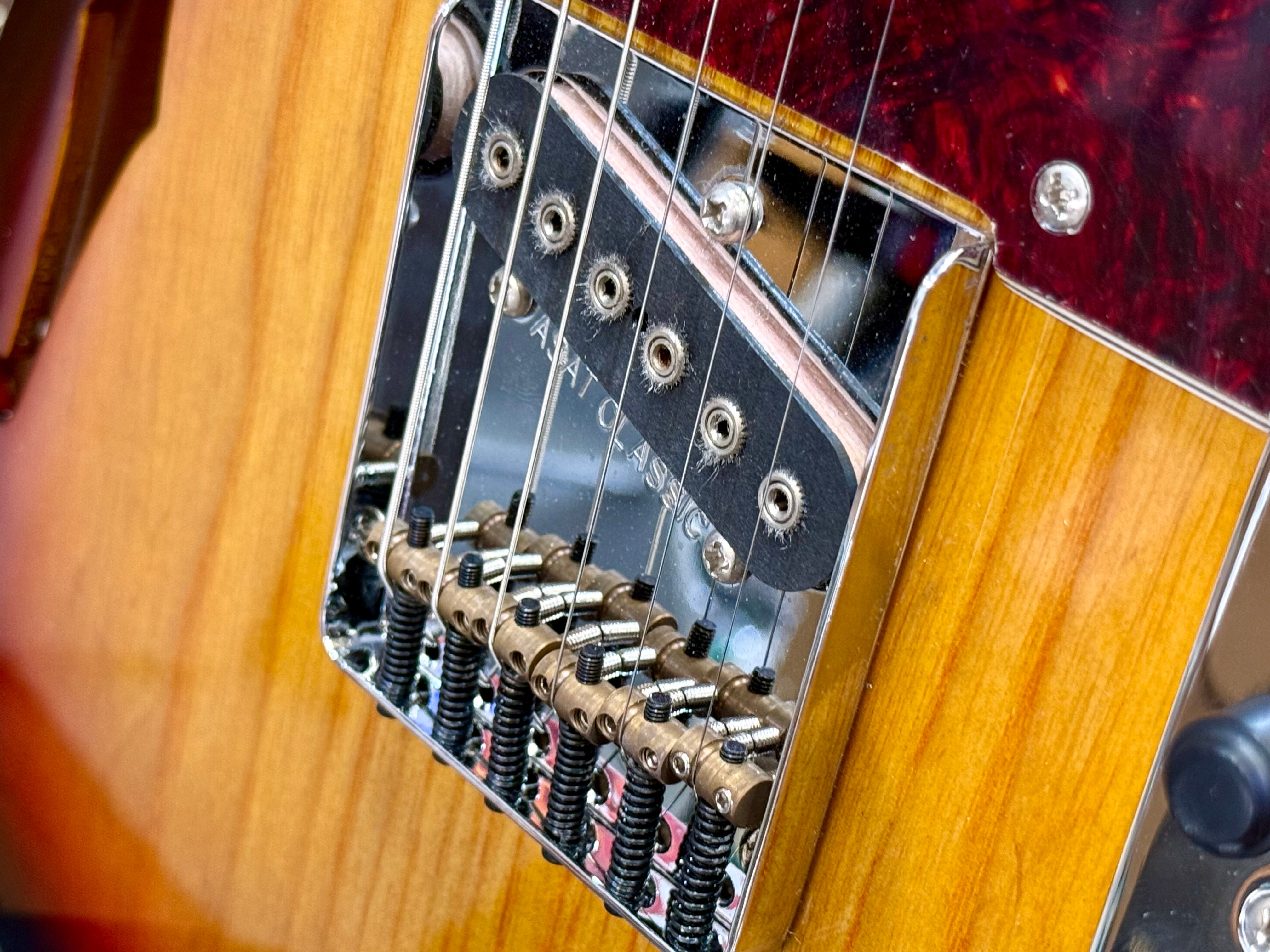 🌟NEW🌟 G&L Tribute ASAT Classic Bluesboy~ Thinline Semi Hollow~ 3 Tone Sunburst