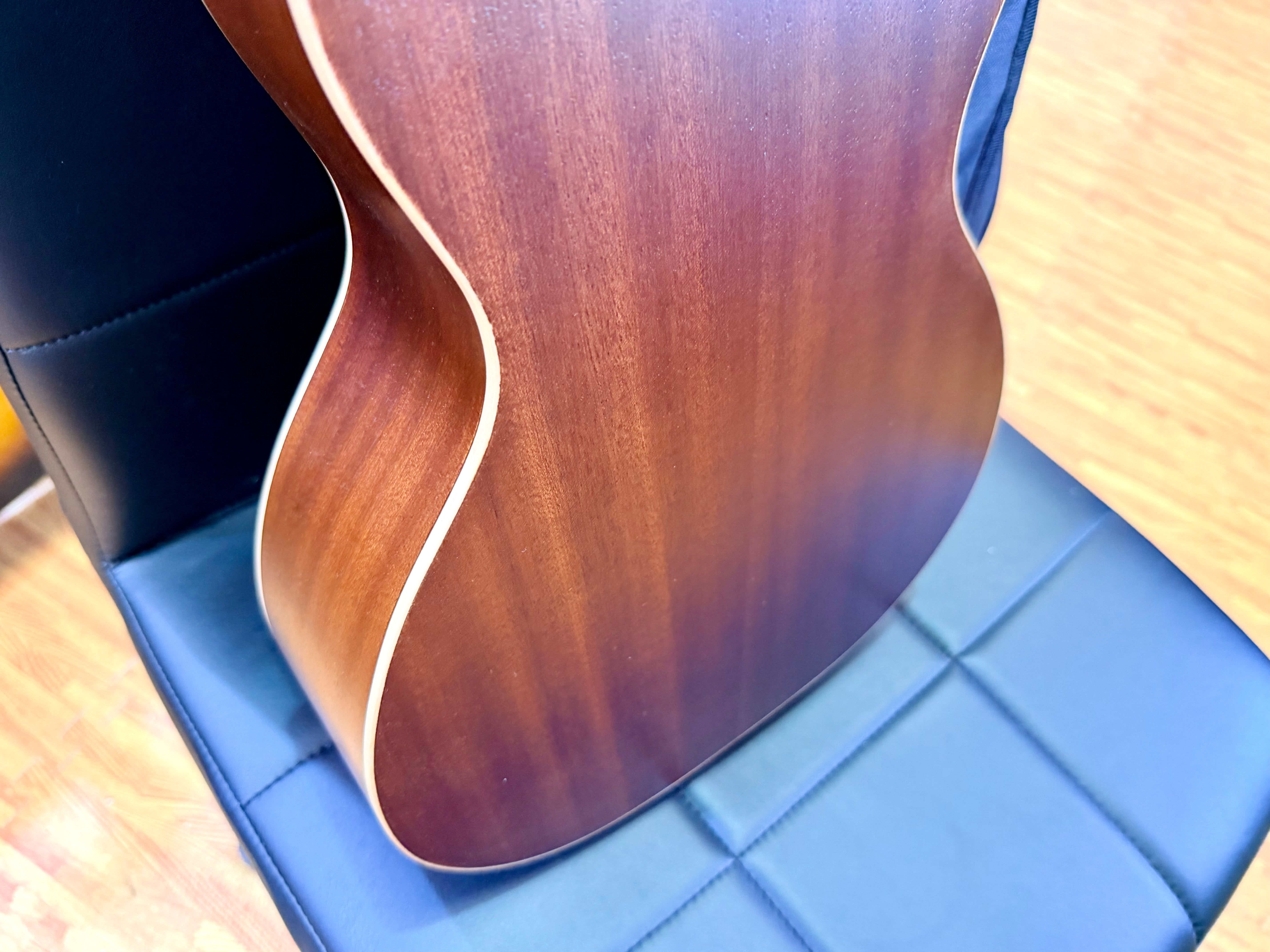 ✨NEW✨ Vintage Paul Brett Viator Electro Acoustic 12 String Travel Guitar + Bag