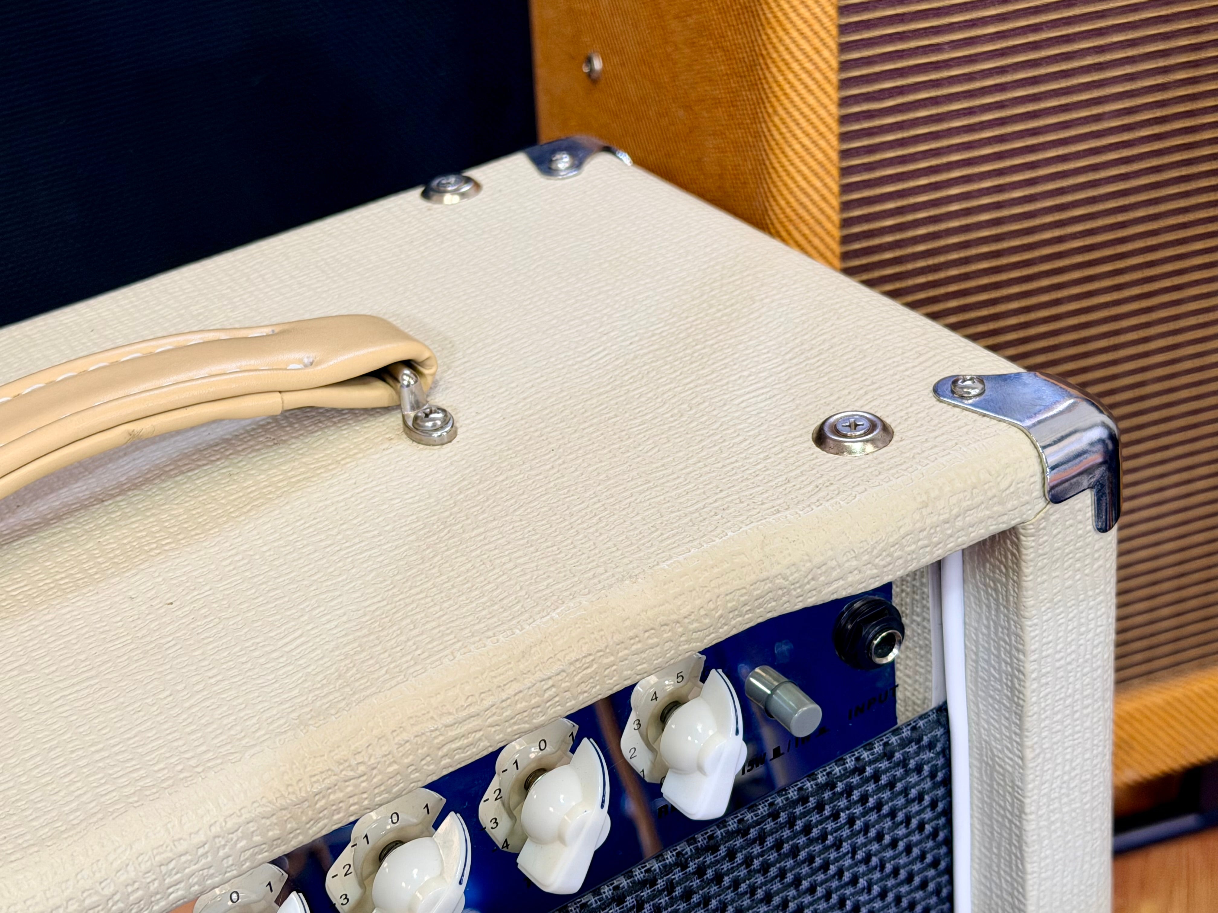 ✨MINT✨ Harley Benton TUBE15 Celestion 15W All-Valve Combo Guitar Amp~ White!