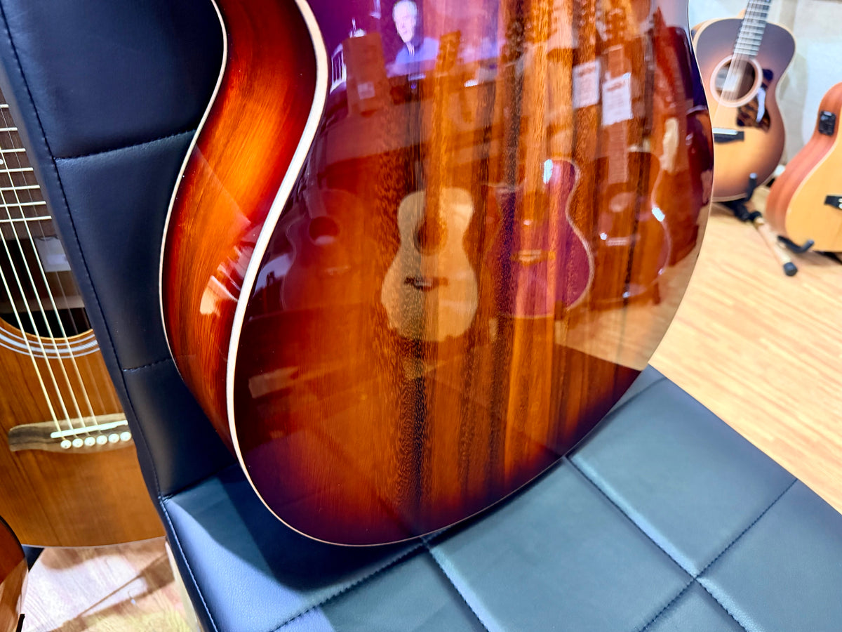 Faith Blood Moon Venus FVBMB All-Solid Trembesi Electro-Acoustic Guitar + Case