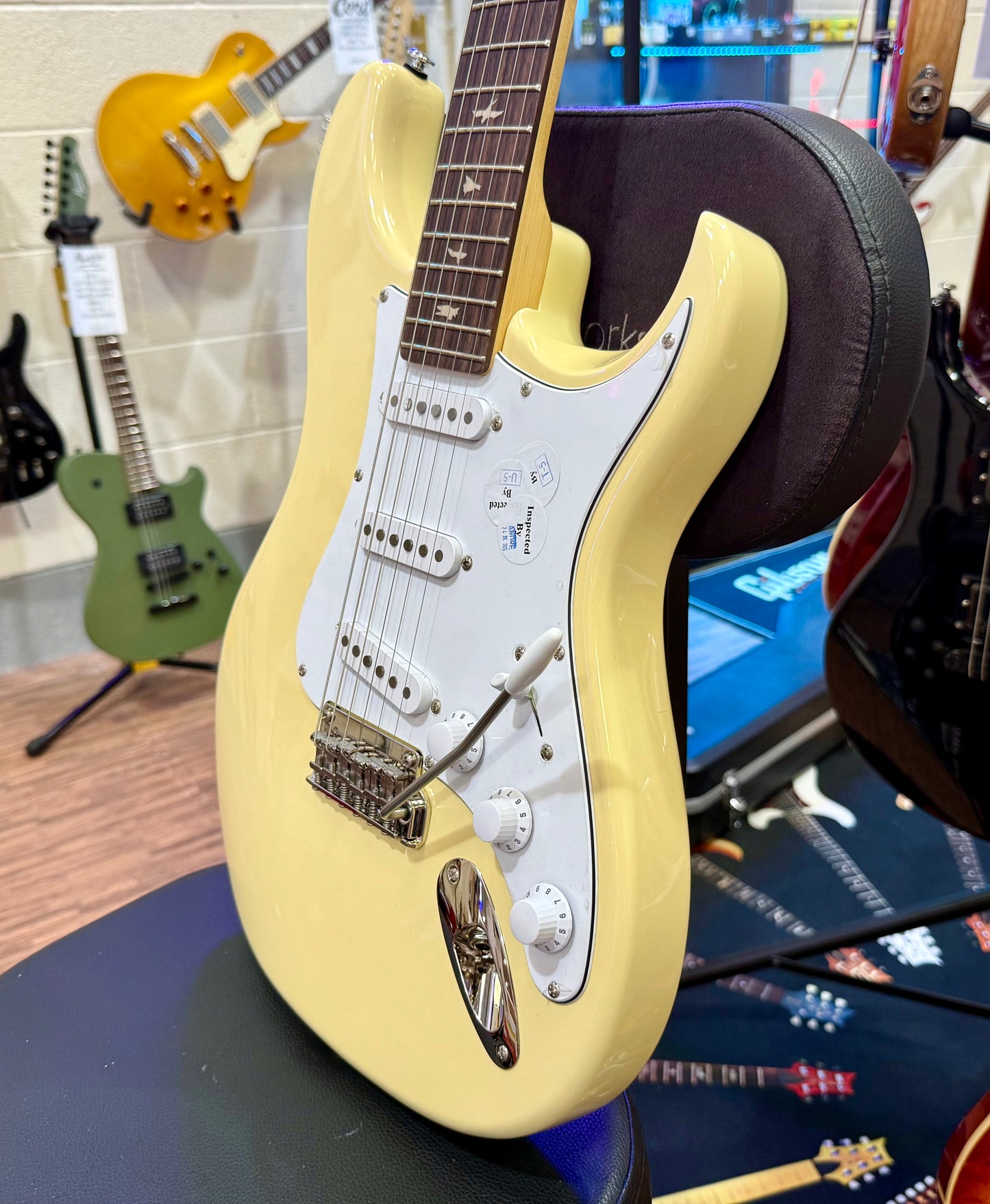🦅 BRAND NEW 🦅 PRS Silver Sky SE Guitar~ John Mayer~ Moon White + Gig Bag!