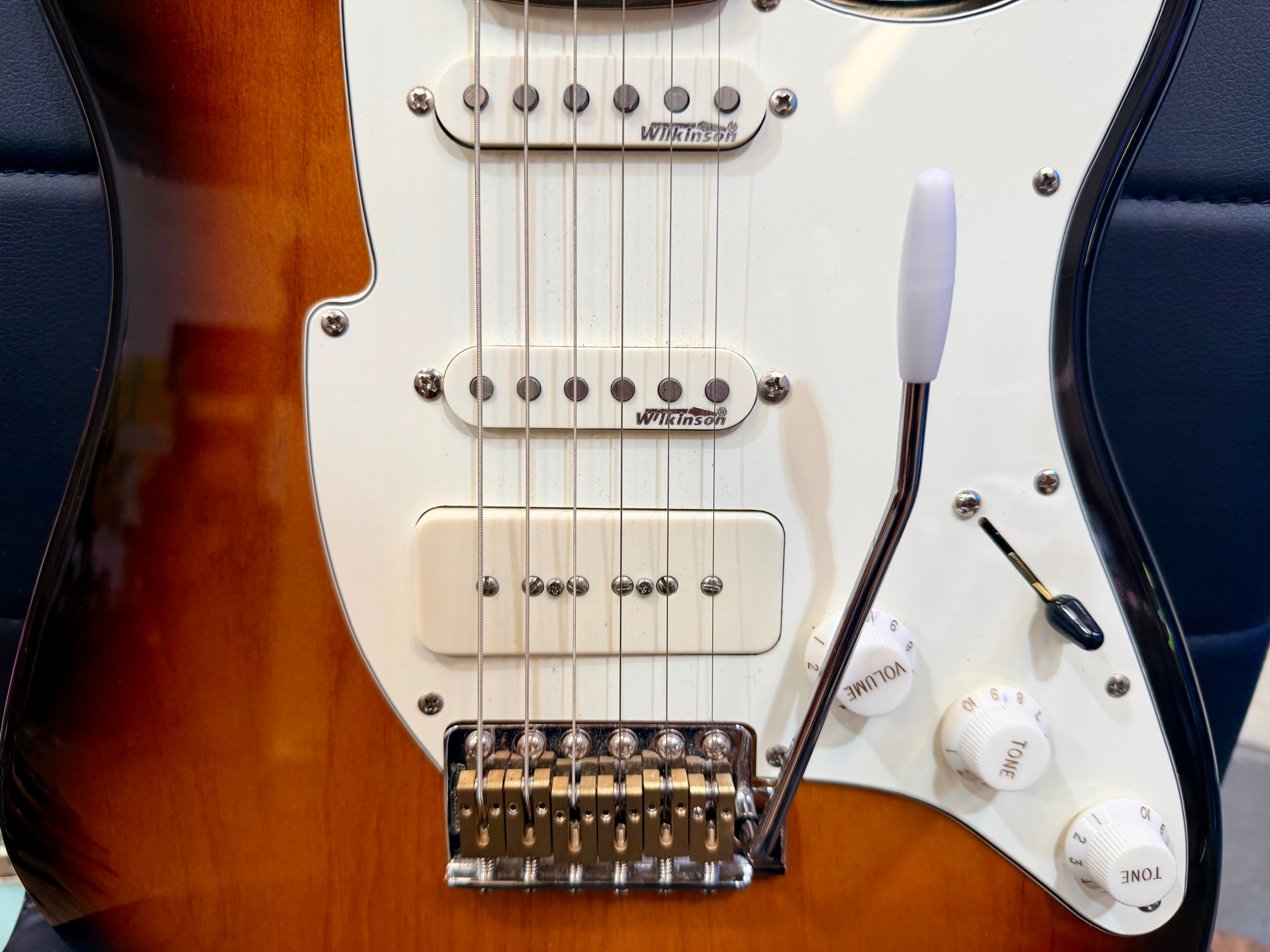 🔥UPGRADED🔥 Fret King Corona SP P90~ Black Label Classic Sunburst~ 2019 Model!