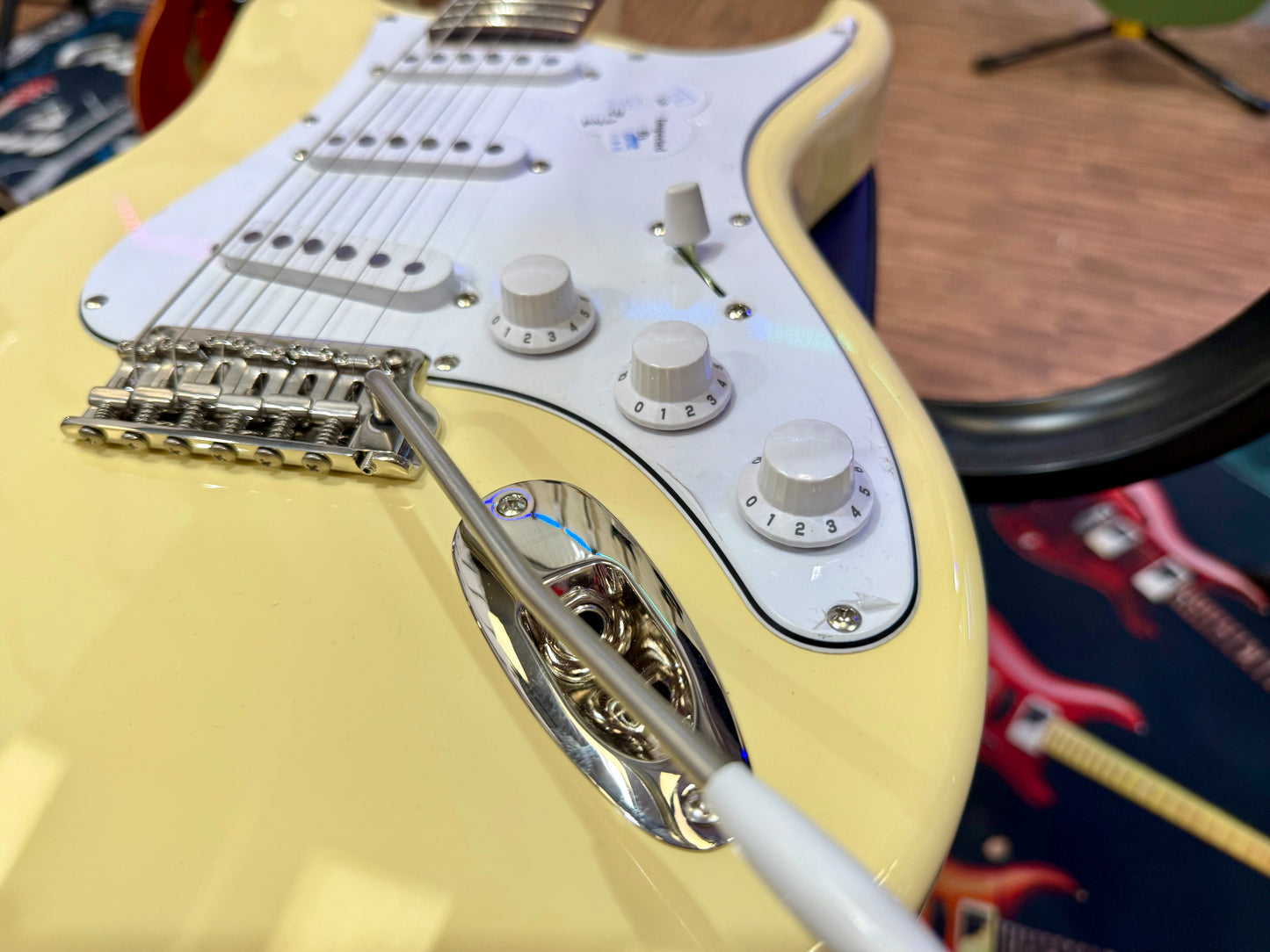 🦅 BRAND NEW 🦅 PRS Silver Sky SE Guitar~ John Mayer~ Moon White + Gig Bag!