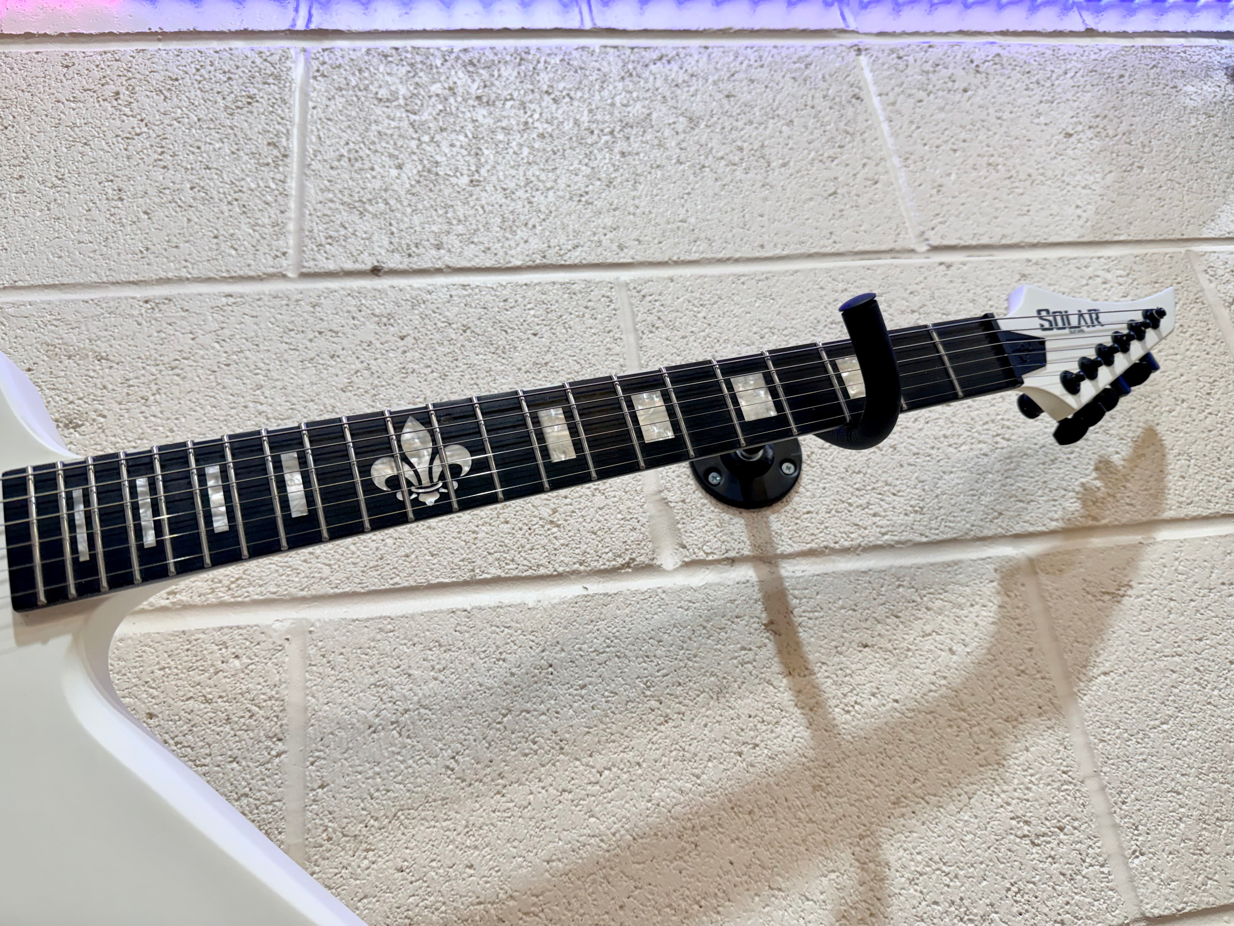 🔥2022🔥 Solar E1.6KW Kirk Windstein Signature~ Explorer Matte White~EMG~Gig Bag