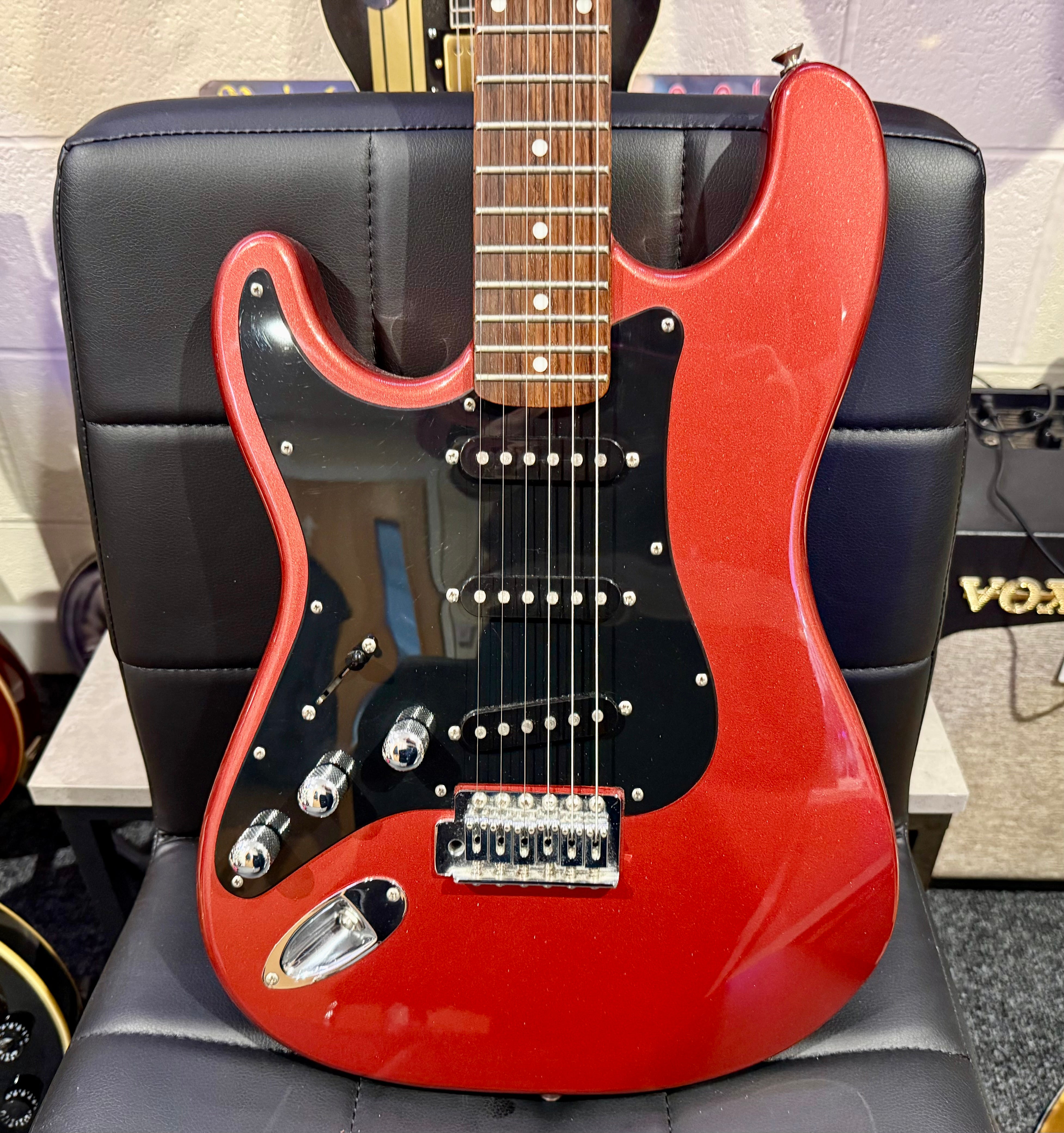 🔥RARE LEFTY🔥 Vintage 90’s Kramer Focus 111S~ Metallic Red~ Stratocaster Style!