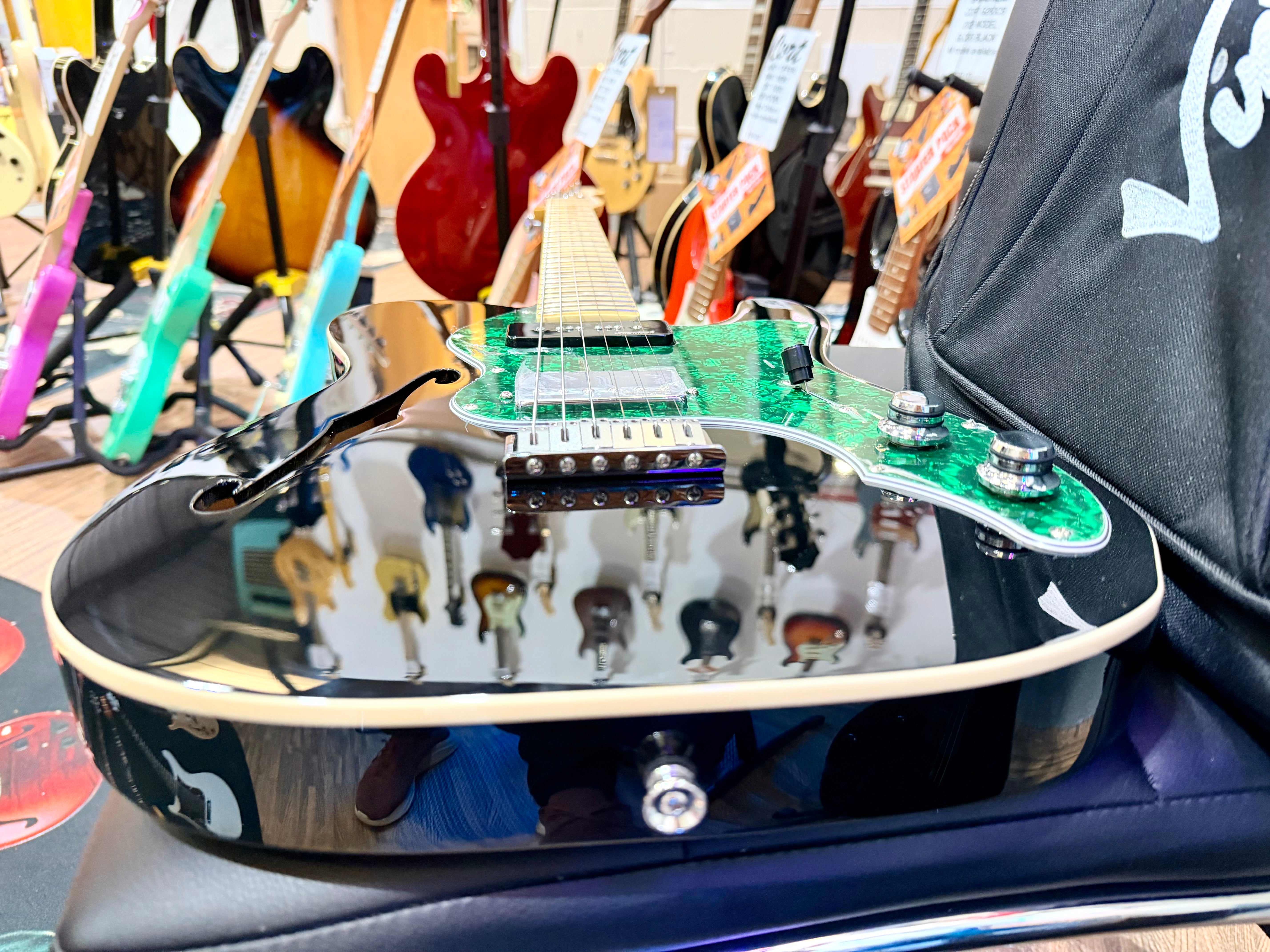 🔥2025 LIMITED🔥 Vintage 30th Anniversary V72 ReIssued~ Thinline~ Black + Bag