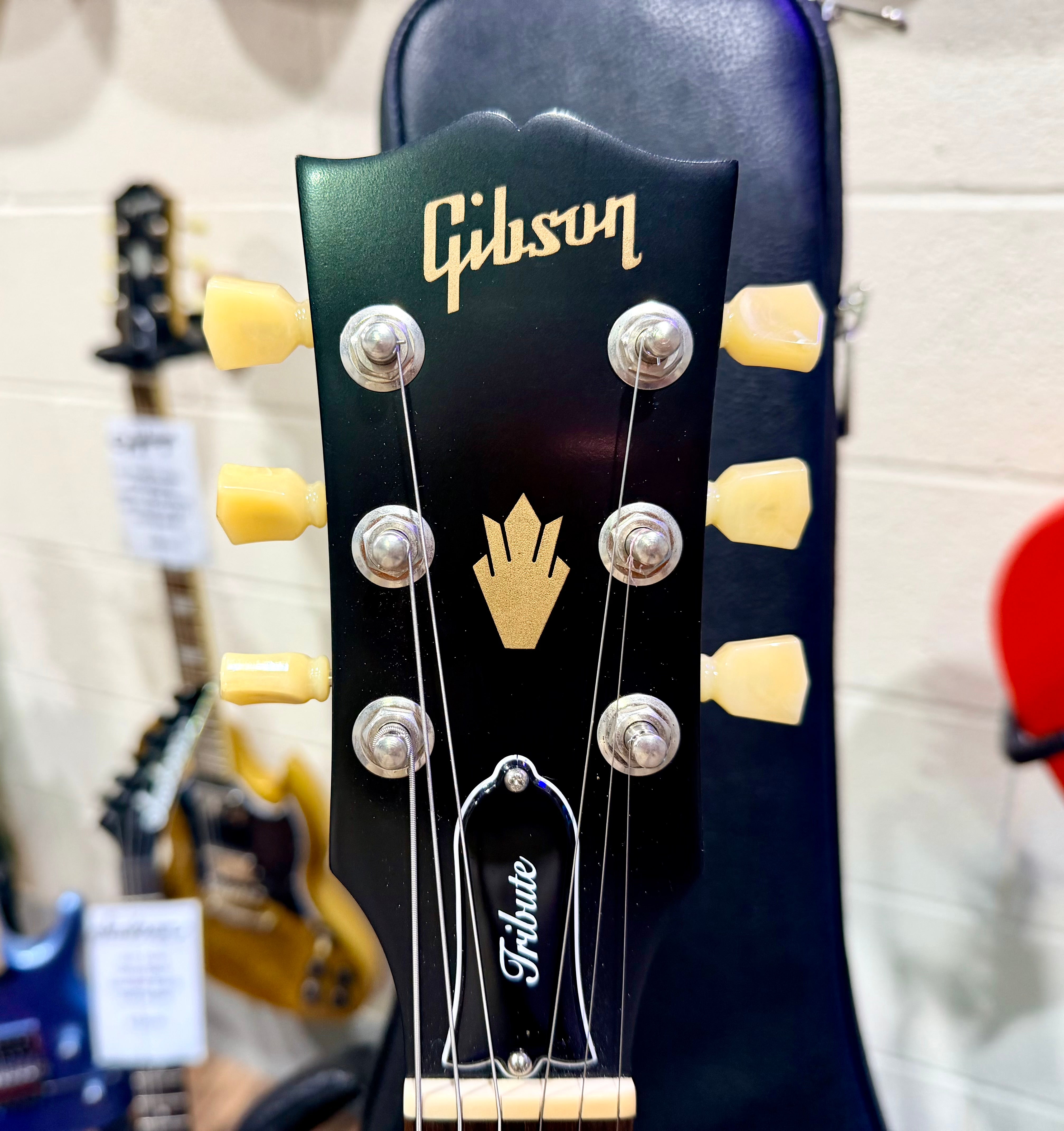 ๐2022๐ Gibson SG Tribute~ Natural Walnut Finish~ Worn Satin~ Case + Candy!