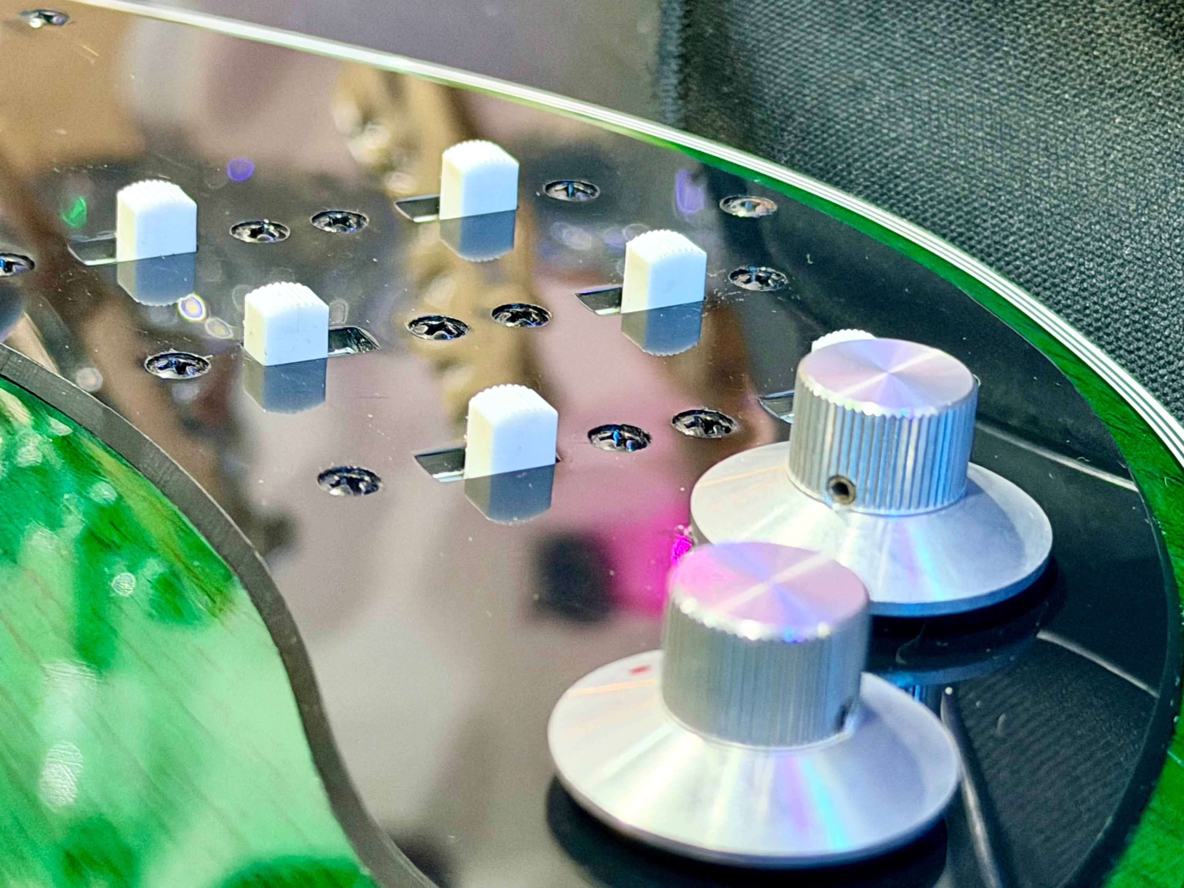 🌟LTD EDITION🌟 Brian May BMG Special Edition~ Emerald Green Model + Gig Bag!