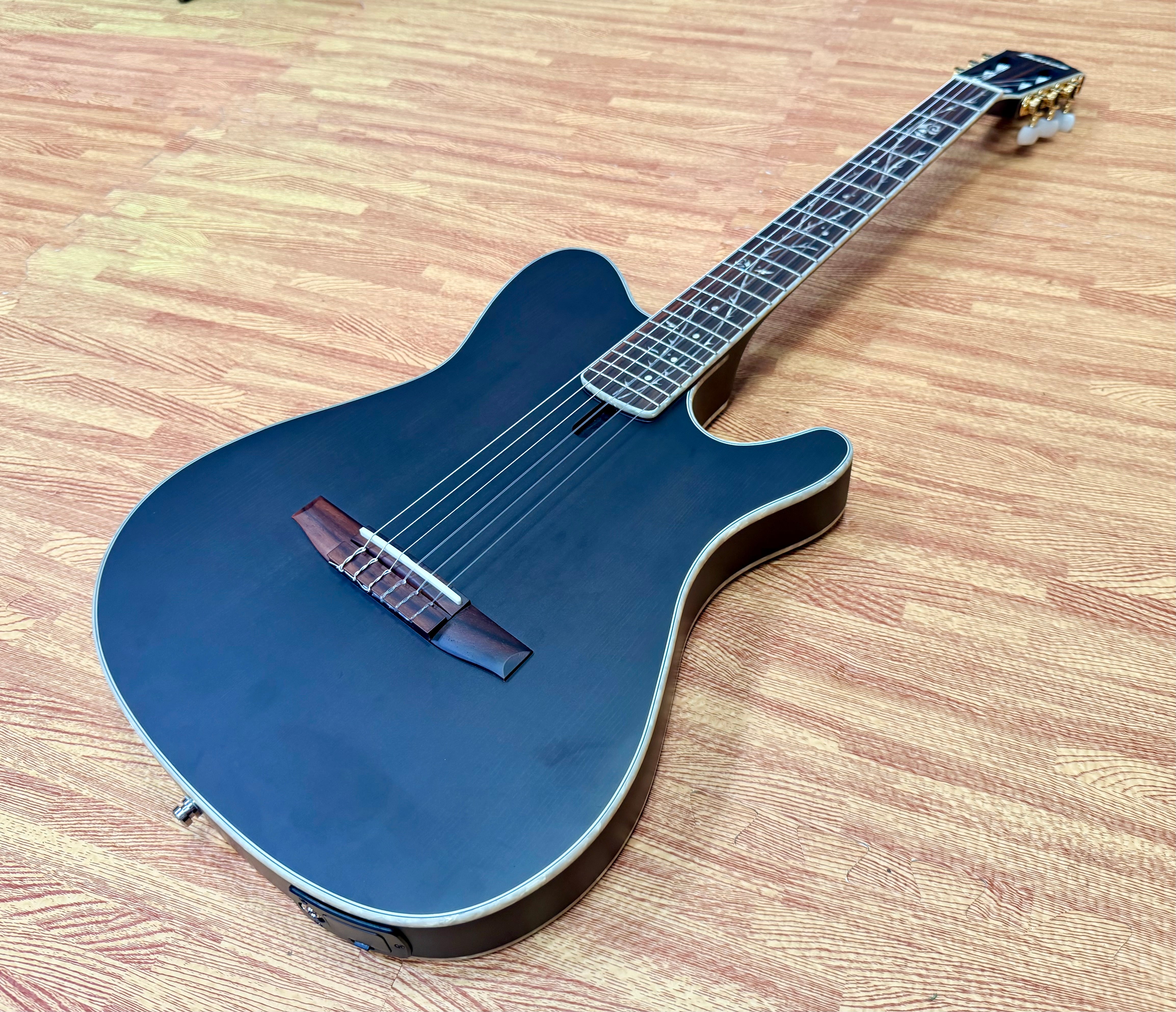 🔥MINT🔥 Ibanez TOD10N Tim Henson Signature Electro Acoustic Nylon~ Black!