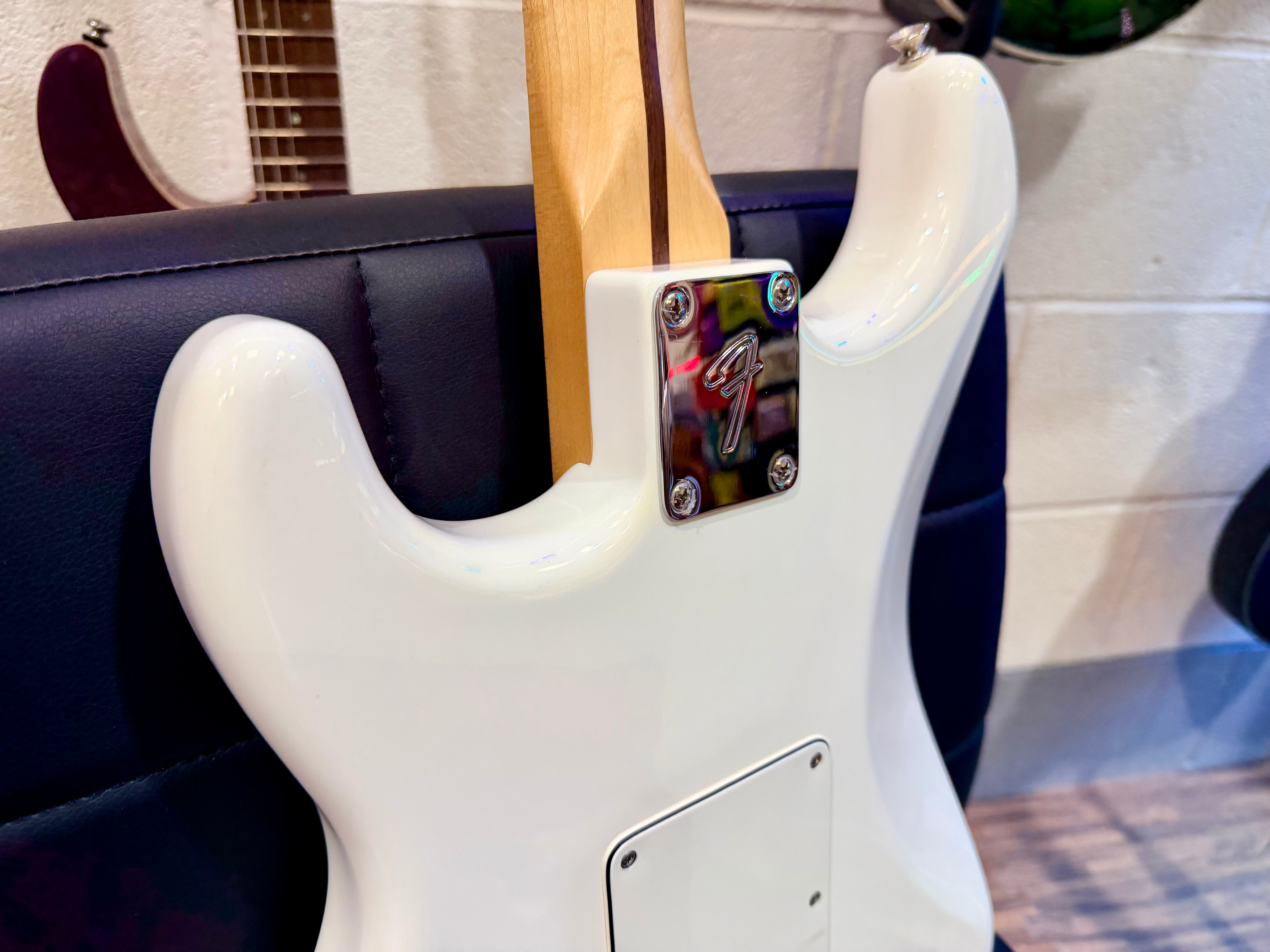 🌟2021🌟 Fender Stratocaster HSS Player Series Strat~ Polar White~ Maple Neck!