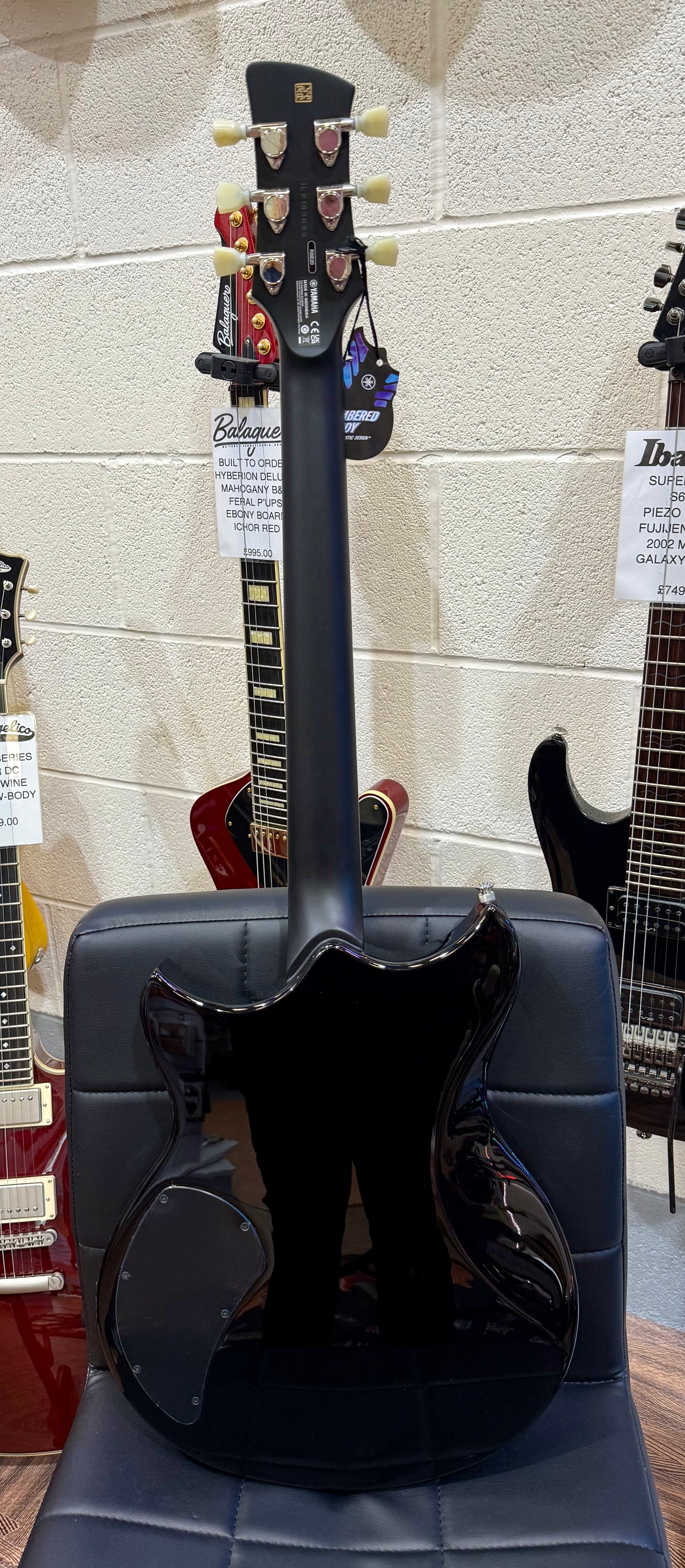 🌟BRAND NEW🌟 Yamaha Revstar Element RSE20~ Gloss Black~ Latest Model!