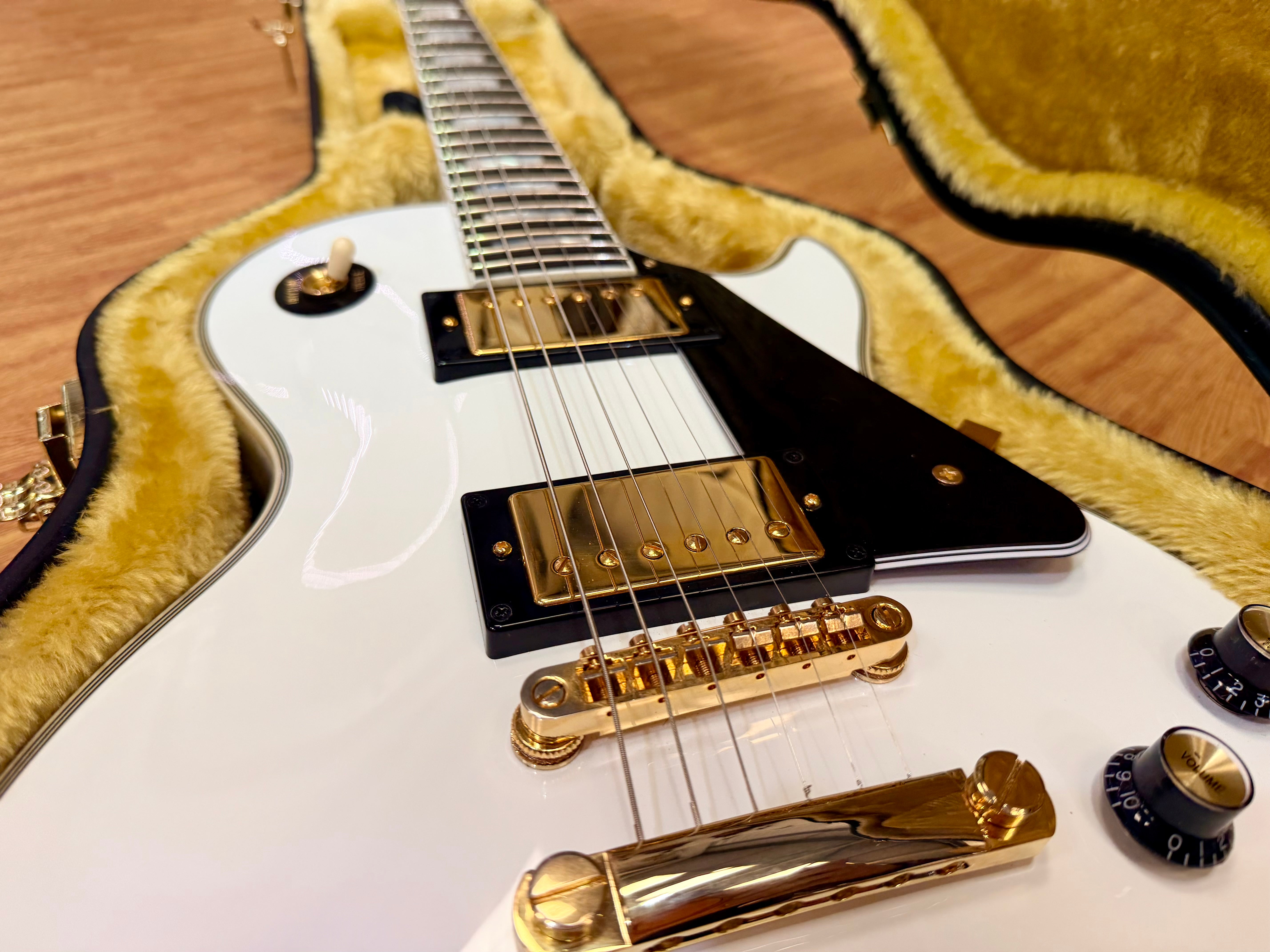 🔥2024🔥 Epiphone Inspired By Gibson Custom Les Paul~ Alpine White~ USA Pickups!