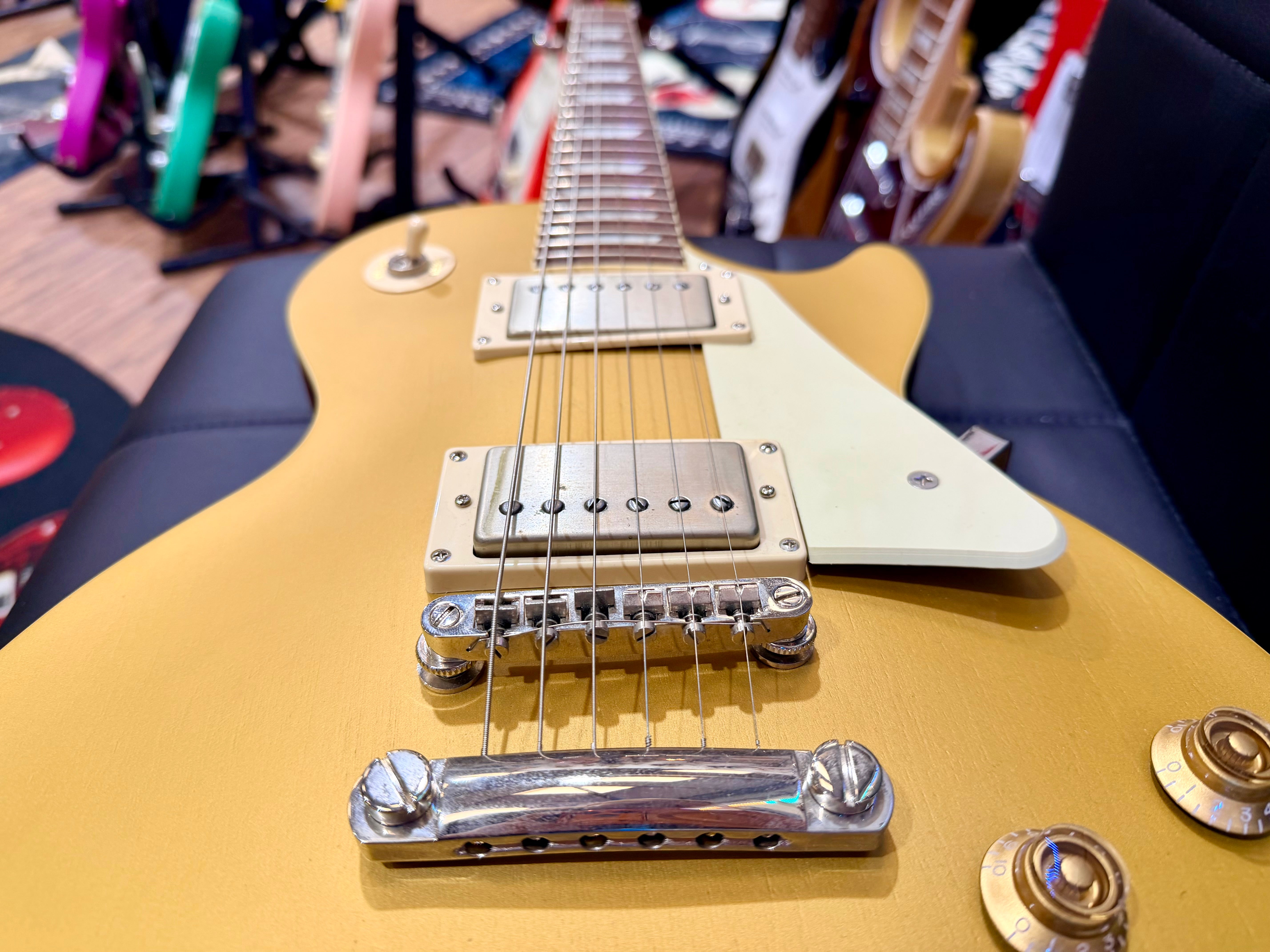 🌟2021 UPGRADED🌟 Epiphone Les Paul Classic Worn Metallic Gold~ Iron Gear P’ups!