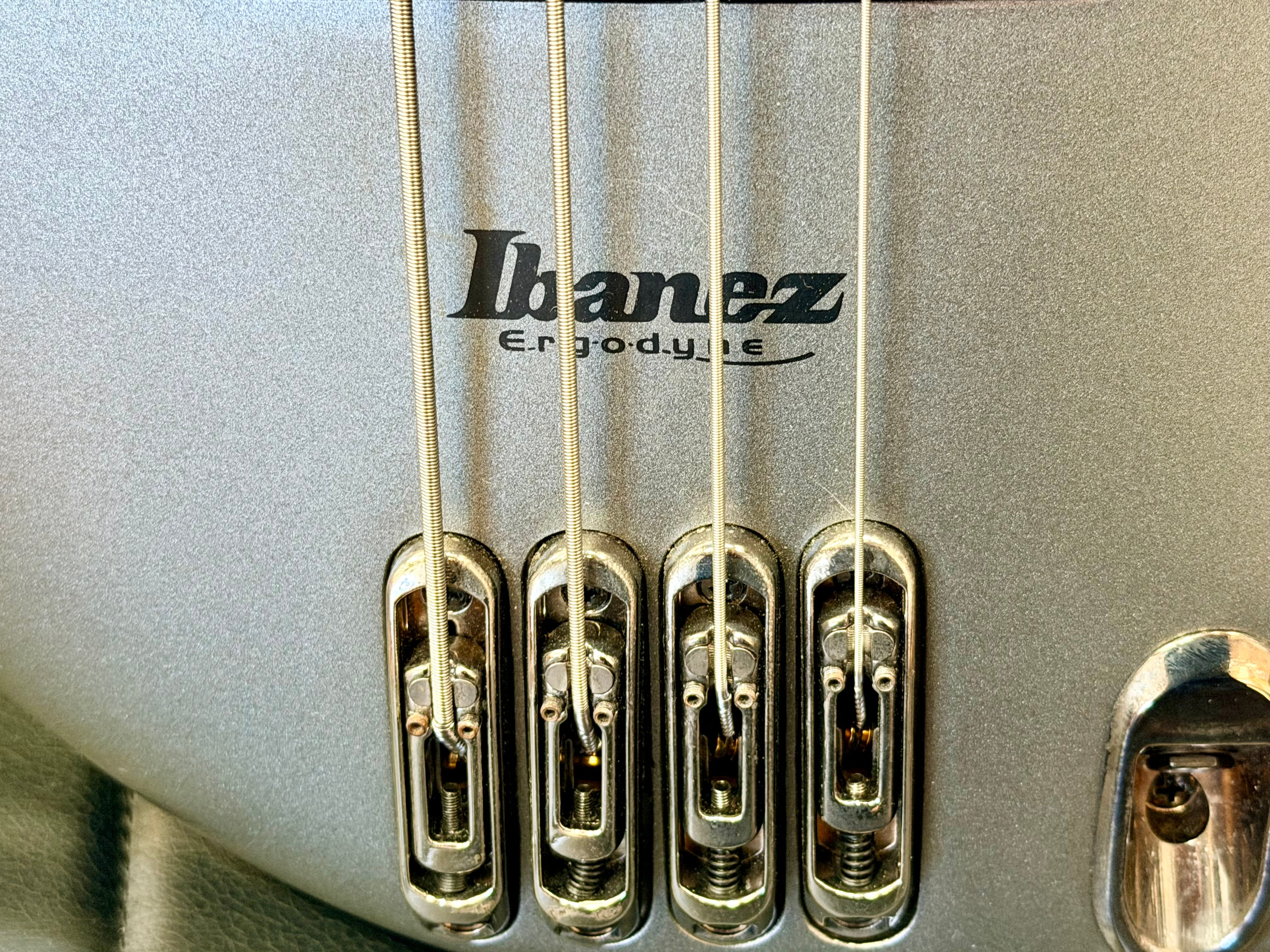 🔥RARE🔥 2001 Ibanez Ergodyne EDA900 Bass~ Korea~ Silver Flat Luthite~ Piezo!