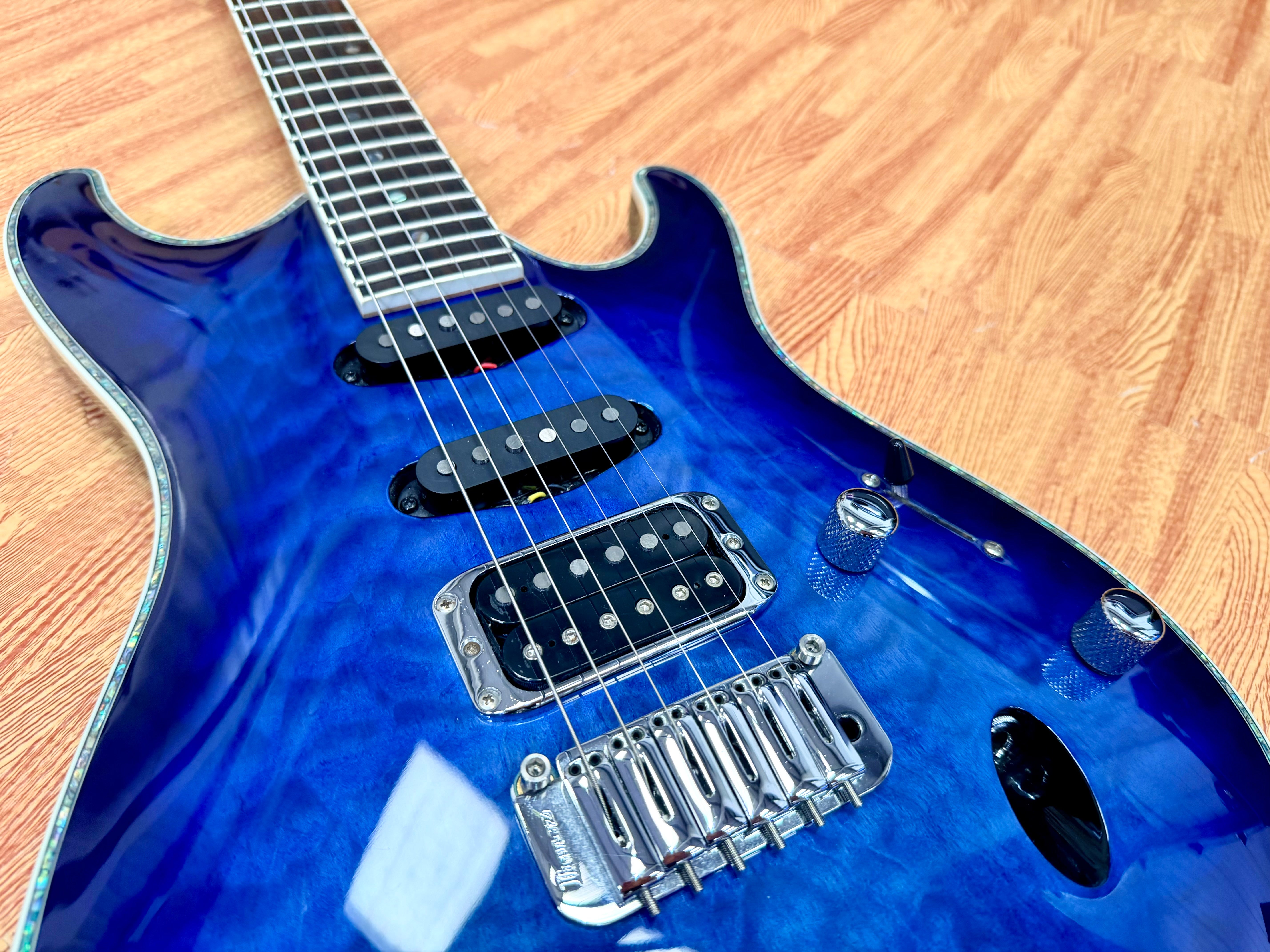✨2016✨ Ibanez SA360NQM-SPB~ Sapphire Blue~ SA Series Superstrat HSS Guitar!