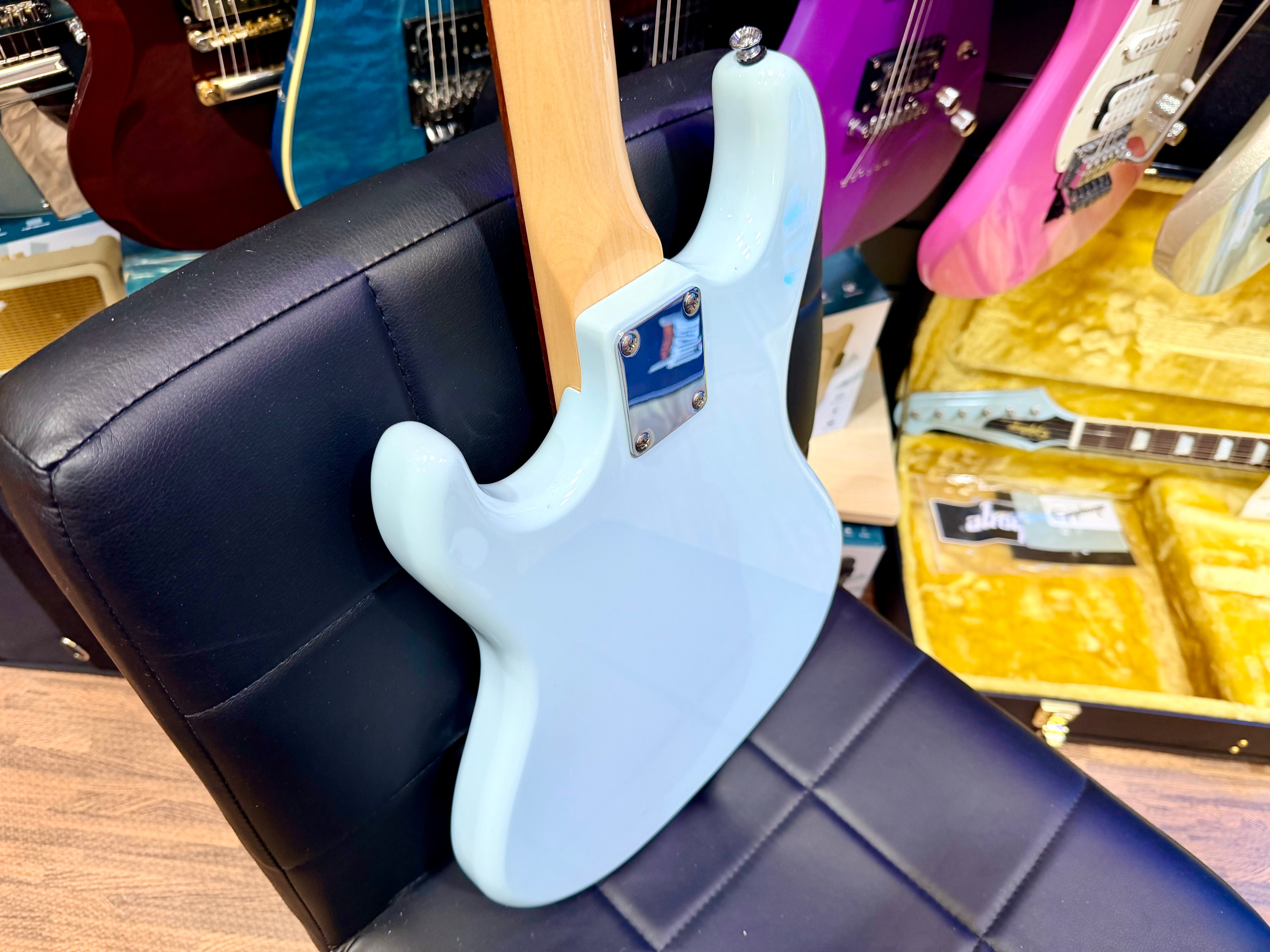 ✨EX-DEMO✨ Rapier 22 Electric Guitar In Daphne Blue~ Alan Entwistle Designed!