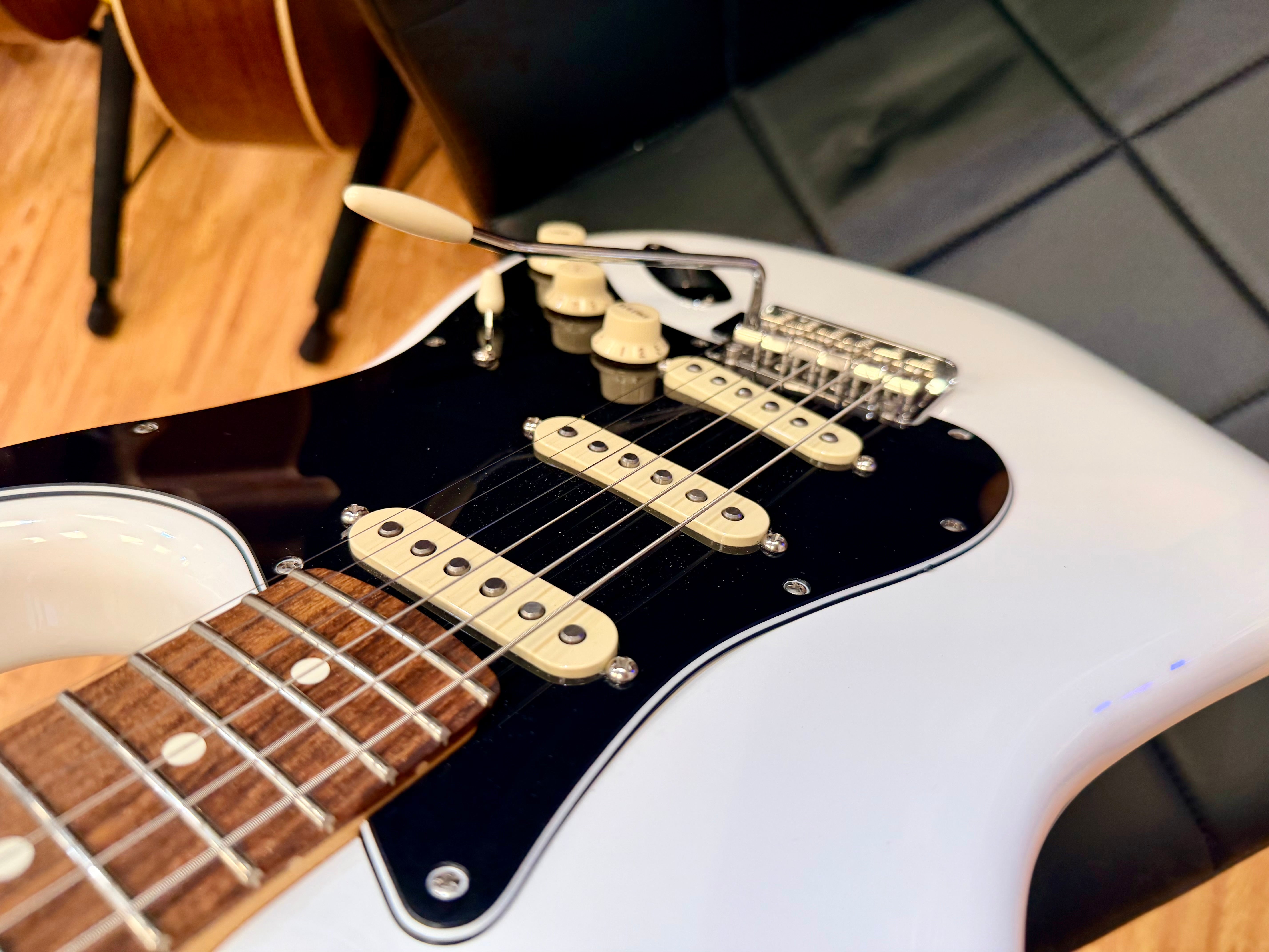 ⚡️2024⚡️ Fender Player II Stratocaster~ Polar White Electric Guitar~ Rosewood RW