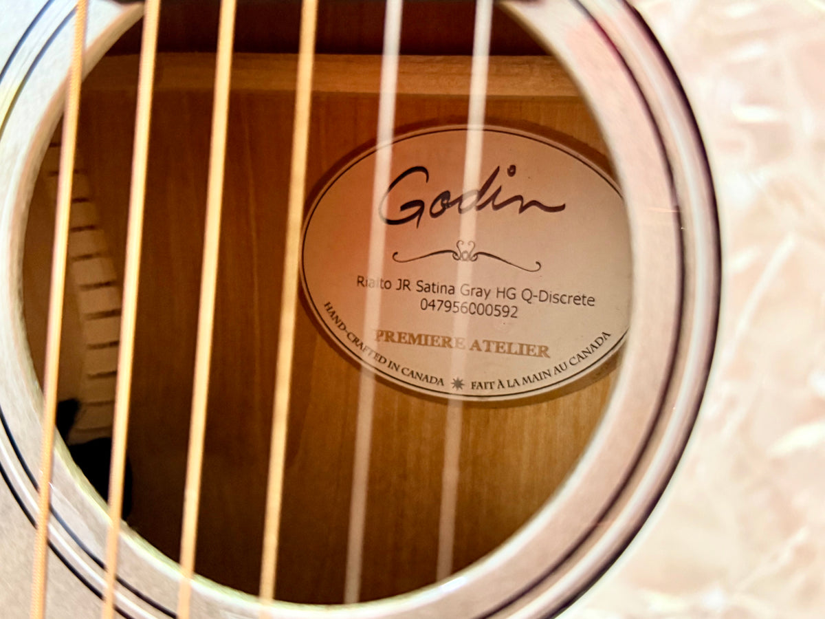 Godin Rialto JR Satina Gray HG Q-Discrete~ Canadian Made~ Wild Cherry~ Ex-Demo