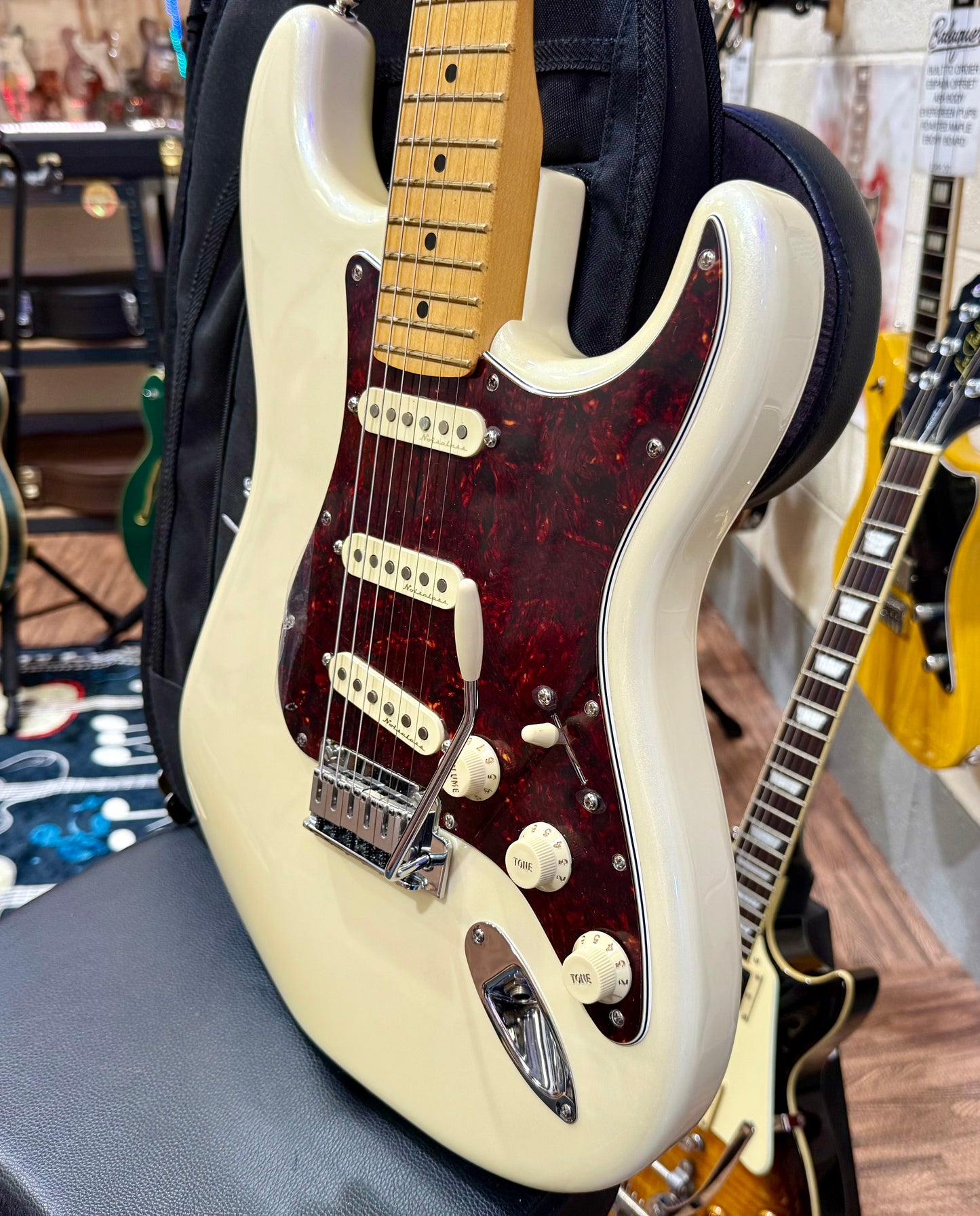 🌟2021 MINT🌟 Fender Player Plus Stratocaster~ Olympic Pearl White~ Push/Pull!