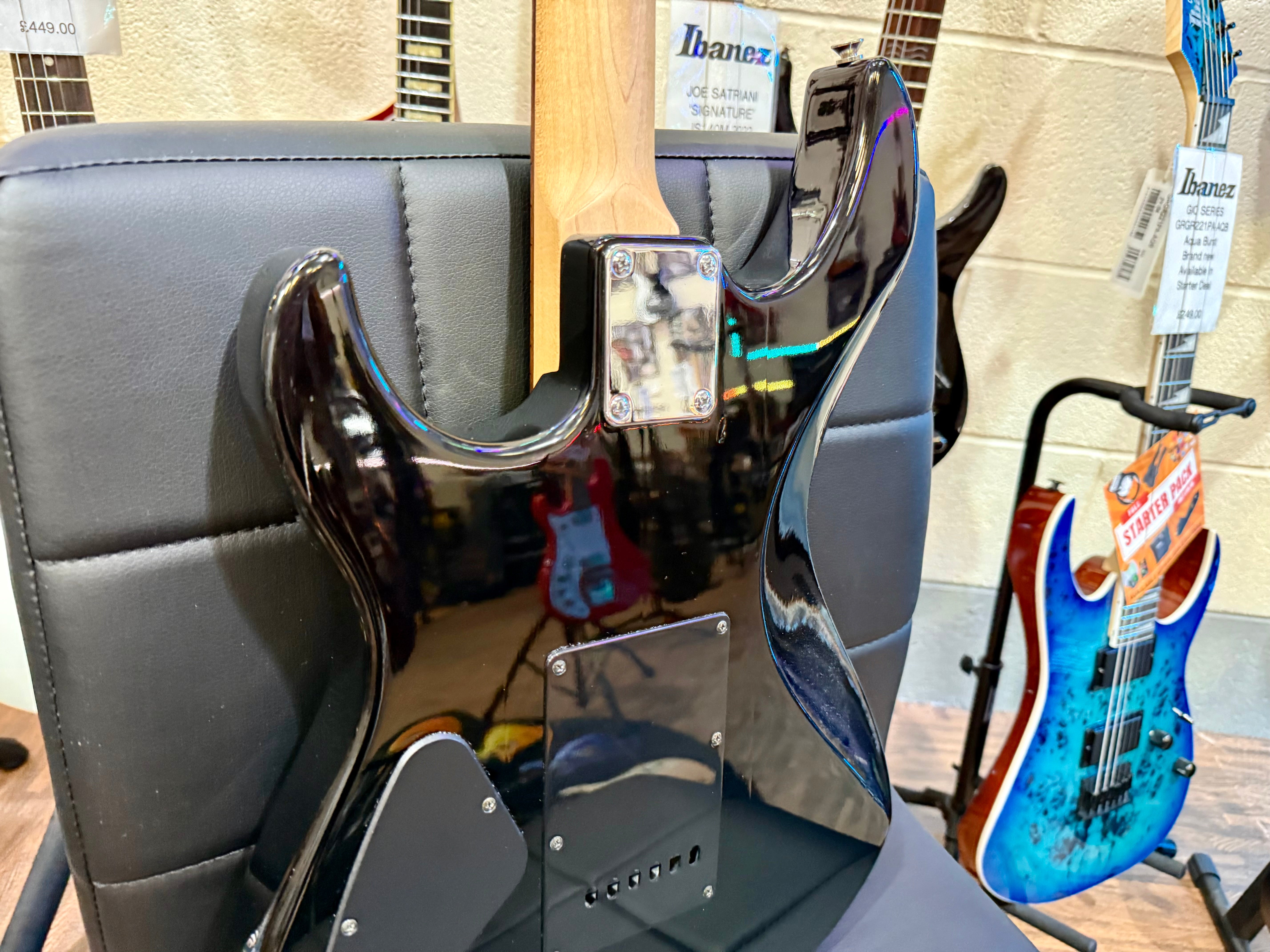 🌟PERFECT STARTER🌟 Yamaha ERG121 Electric Guitar In Gloss Black~ HSH Pickups!