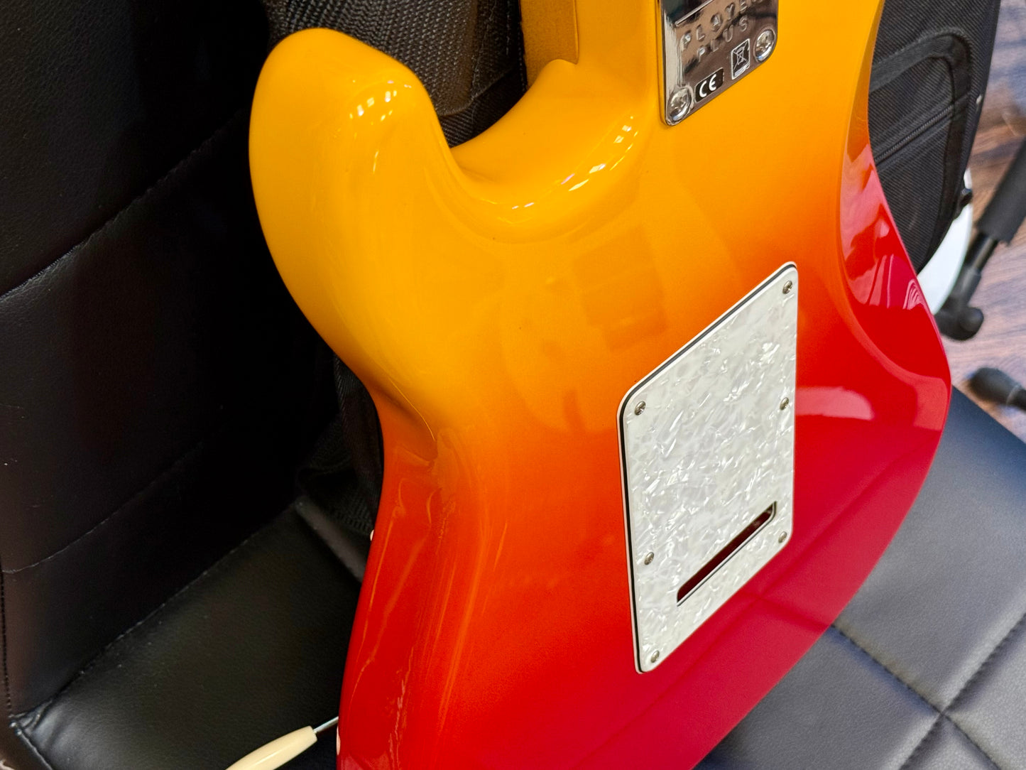 ☀️LIMITED EDITION☀️ Fender Player Plus Stratocaster ~ Tequila Sunrise~ Mexican!