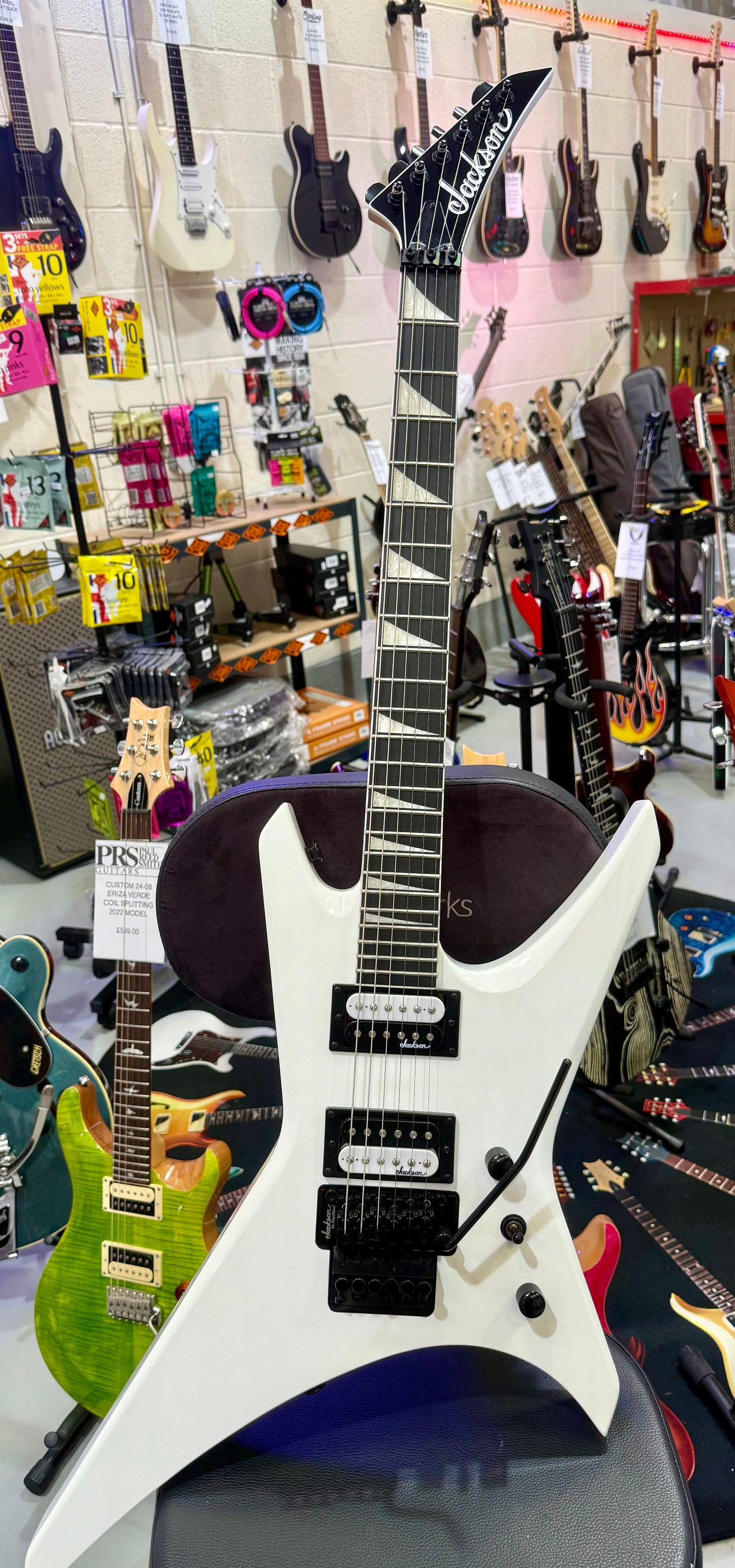 🔥2024 MINT🔥 Jackson JS32 Warrior~ Snow White~ Floyd Rose~ Amaranth Fretboard!