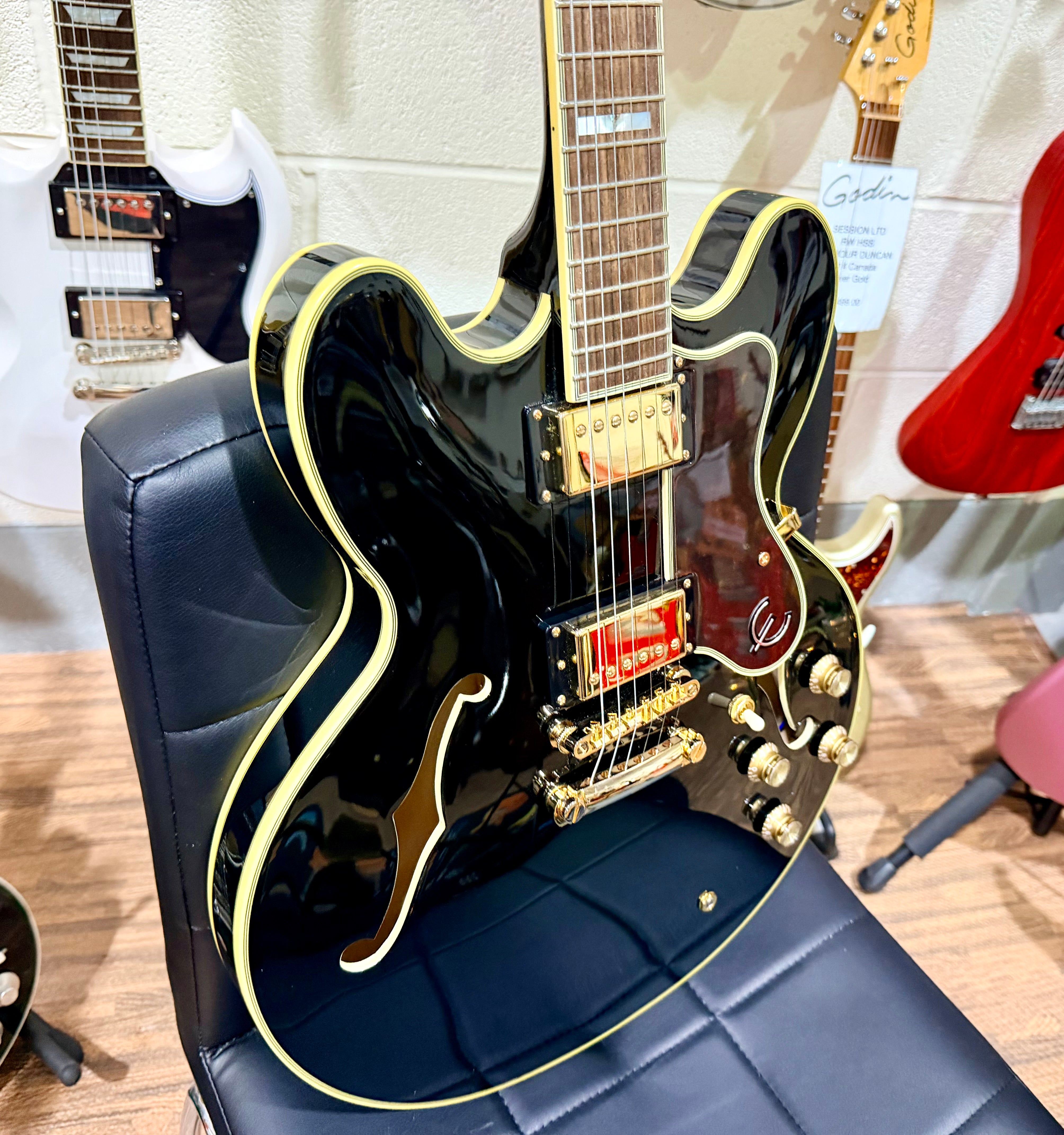 🌟MINT 2021🌟 Epiphone Sheraton II Pro Hollowbody~ Ebony Black + Hard Case!