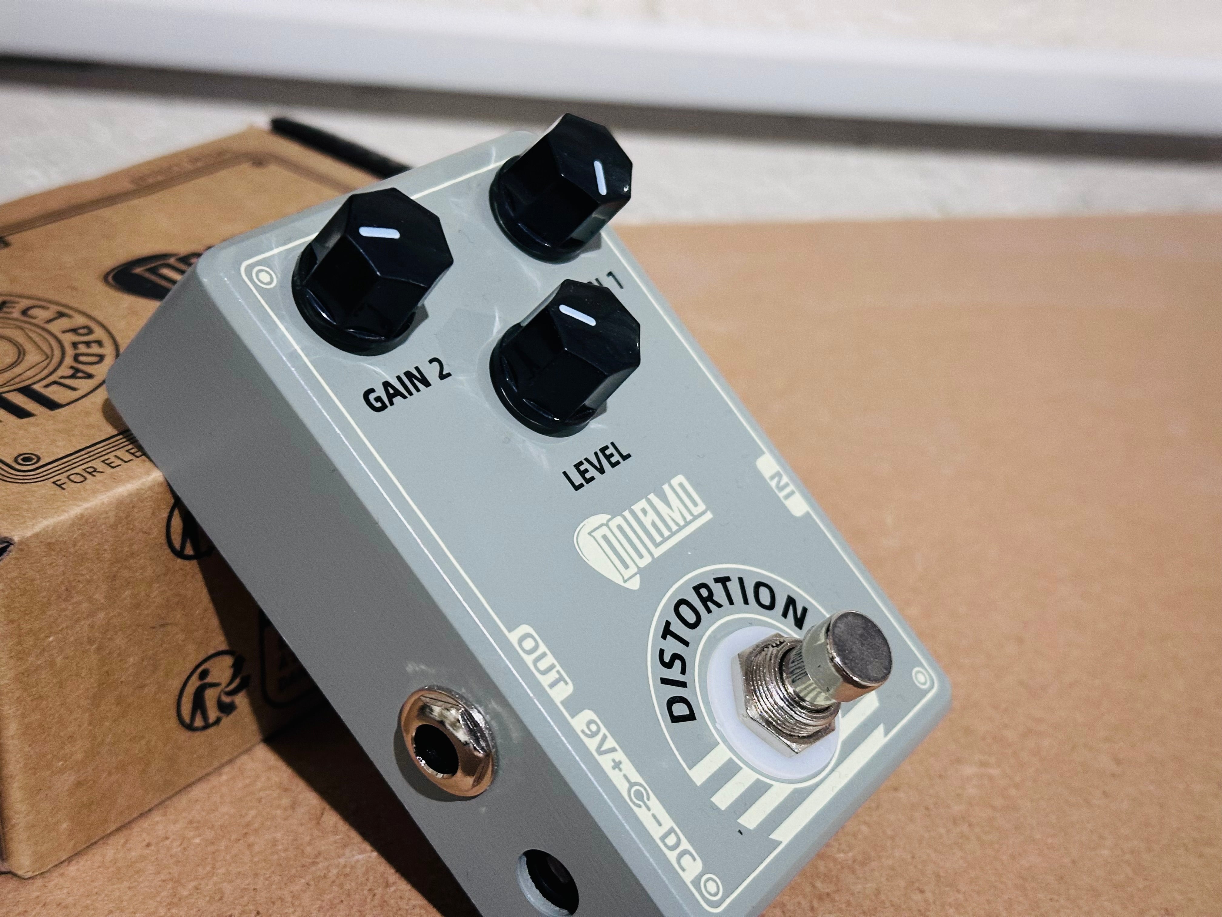🌟BRAND NEW🌟 Dolamo D5 Guitar distortion pedal MKIV effects box~ Silver 9v 🎸