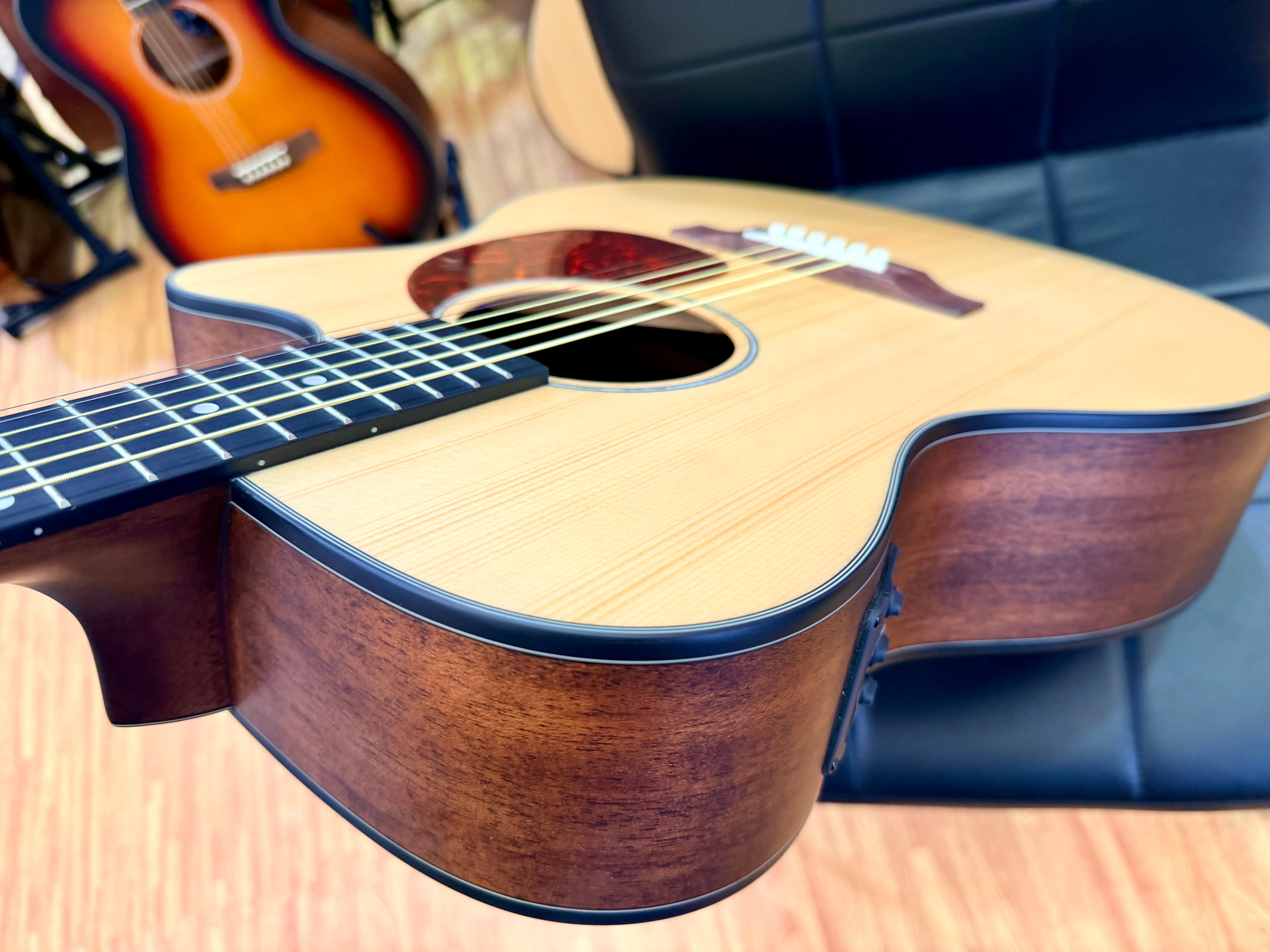 ⚡️NEW⚡️ Vintage VEC300N Stage Series Electro Acoustic Guitar~ Folk Cutaway!
