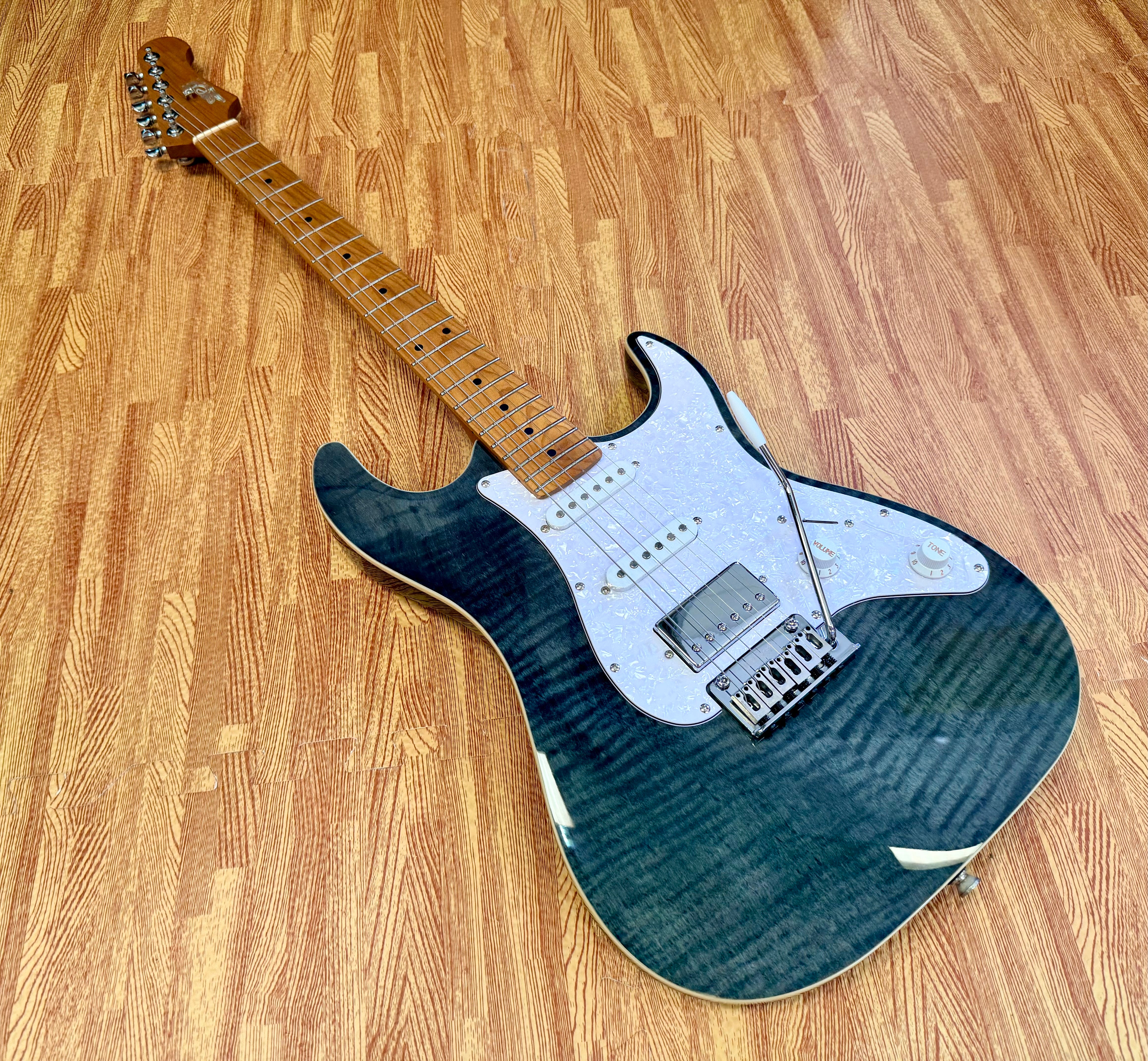 ⚡️NEW⚡️ JET JS-450 Transparent Black Electric Guitar~ HSS Flame Top Strat~ 2026!
