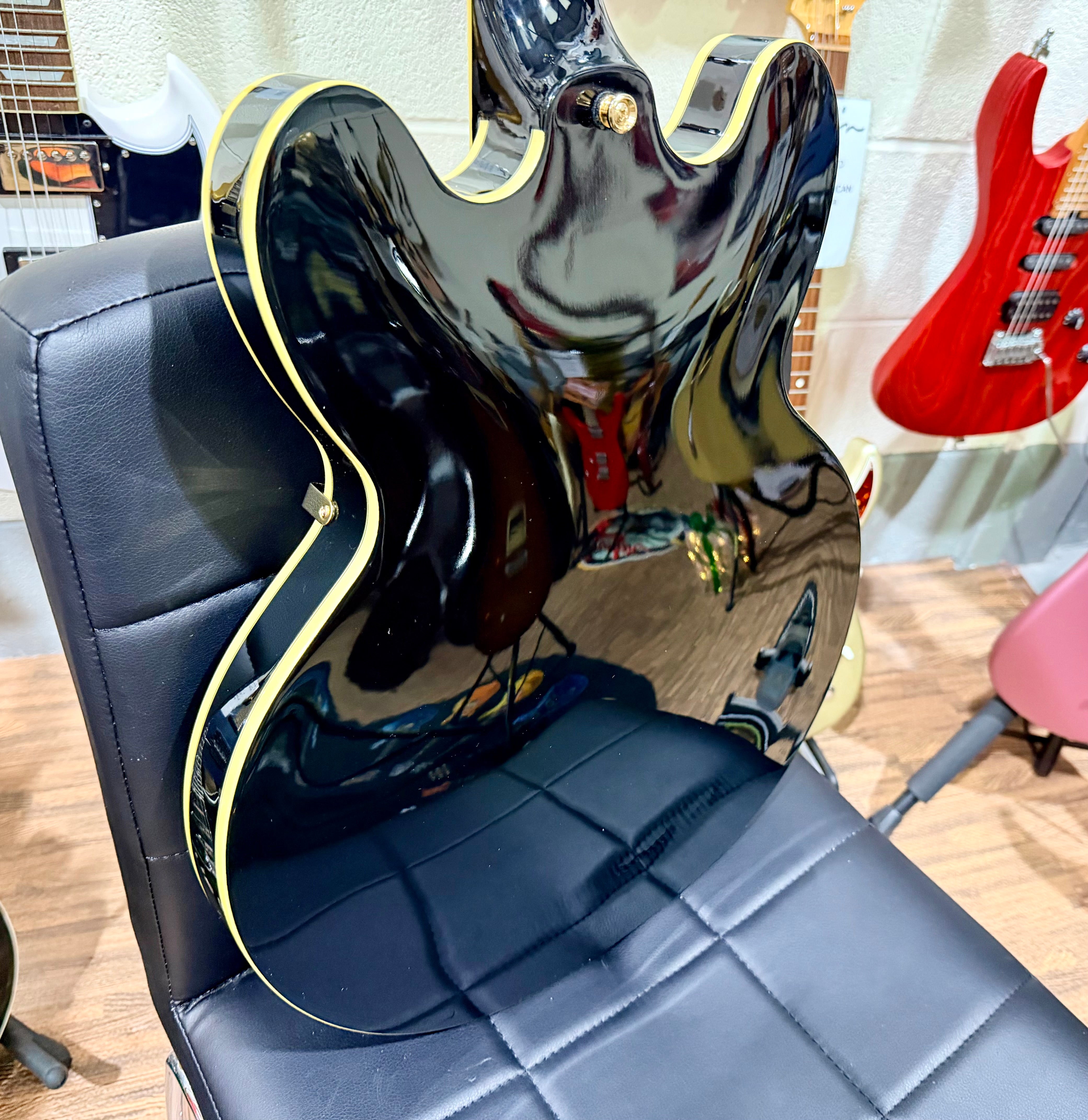 🌟MINT 2021🌟 Epiphone Sheraton II Pro Hollowbody~ Ebony Black + Hard Case!