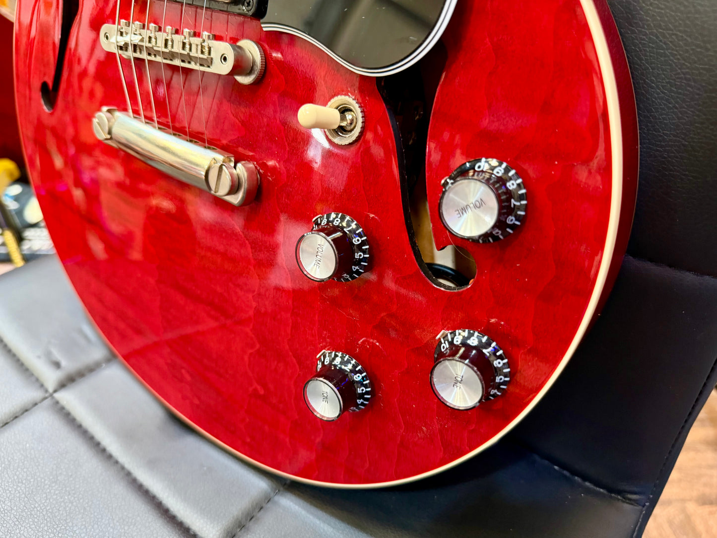 π2021 USA π Gibson ES-339 Figured Sixties Cherry~ Hollow-body~ Case & Candy!