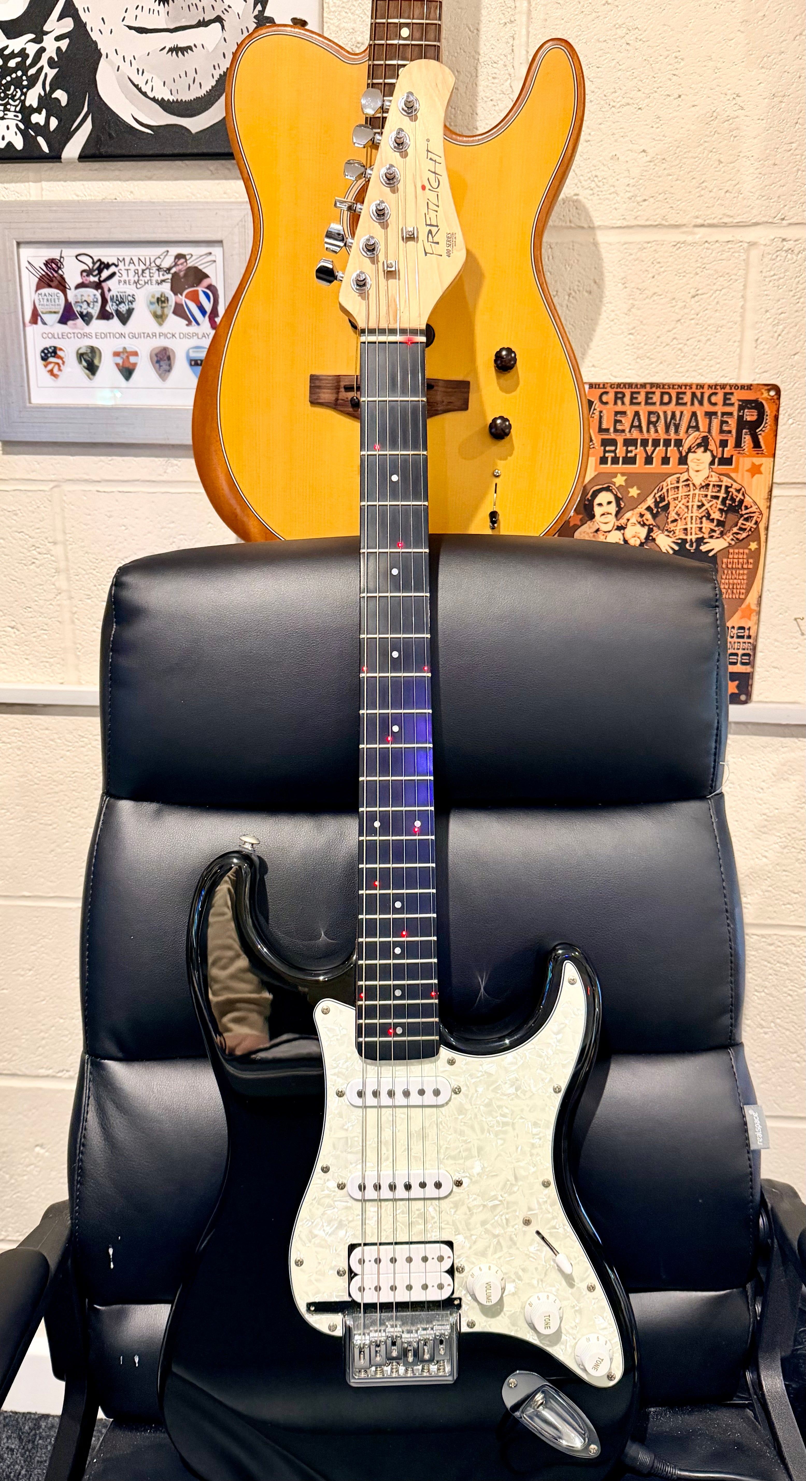 🔥LIGHTS-UP🔥 Fretlight Optek 400~ Electric Stratocaster Learning Guitar~ LOOK!