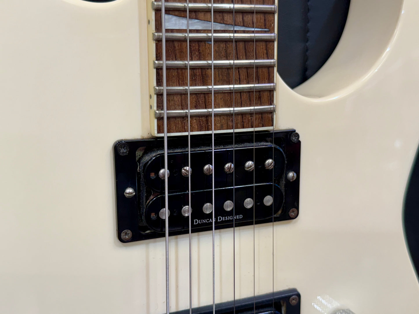 🔥SEYMOUR DUNCAN🔥 Jackson SLX DX Soloist Thru Neck~ Creme ’Vintage’ White!