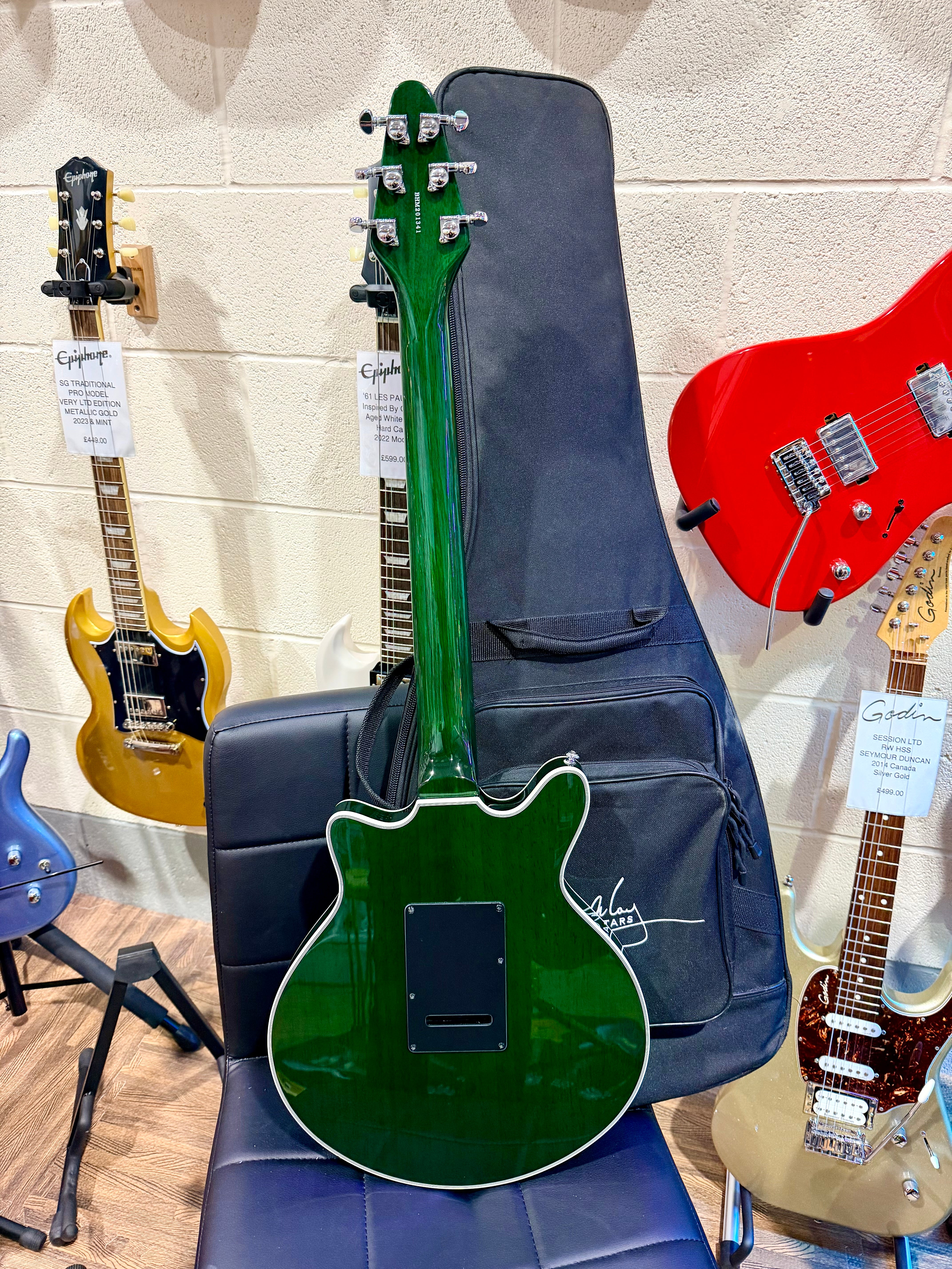 🌟LTD EDITION🌟 Brian May BMG Special Edition~ Emerald Green Model + Gig Bag!