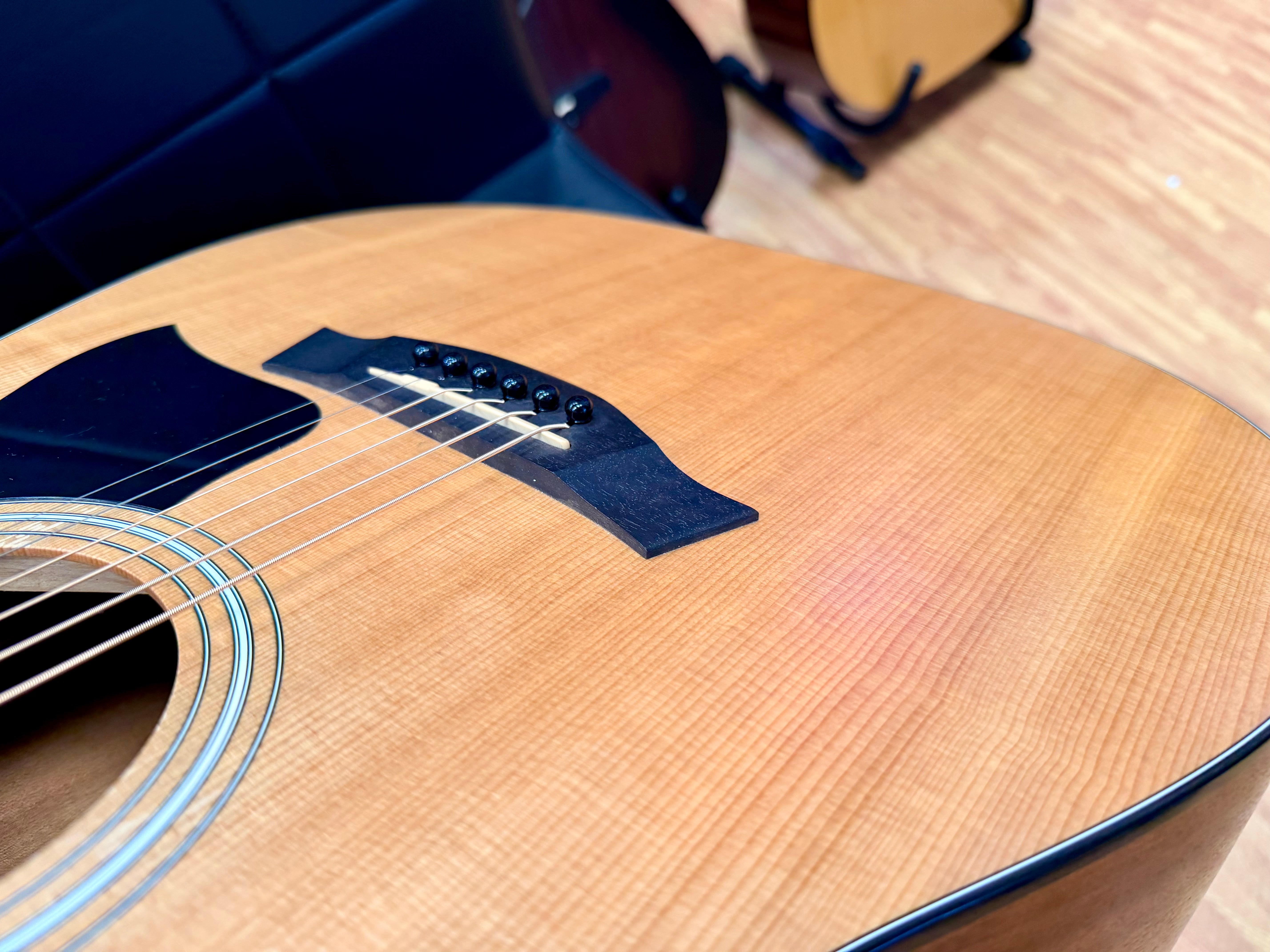 ✨2015✨ Taylor 110e Electro Acoustic~ ES2 Pickup~ Solid Sitka Top Dreadnought!